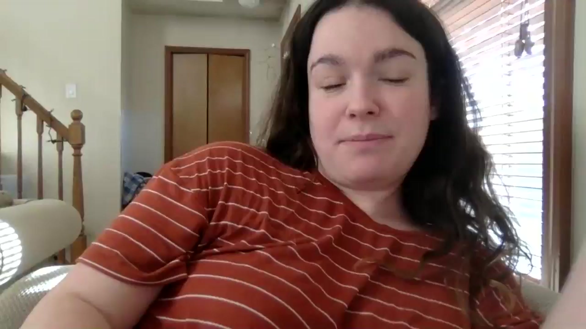 Gallery image thumbnail from Snowbabe4's myfreecams stream on, 05/12/2025, 12:12 image 1 of 20