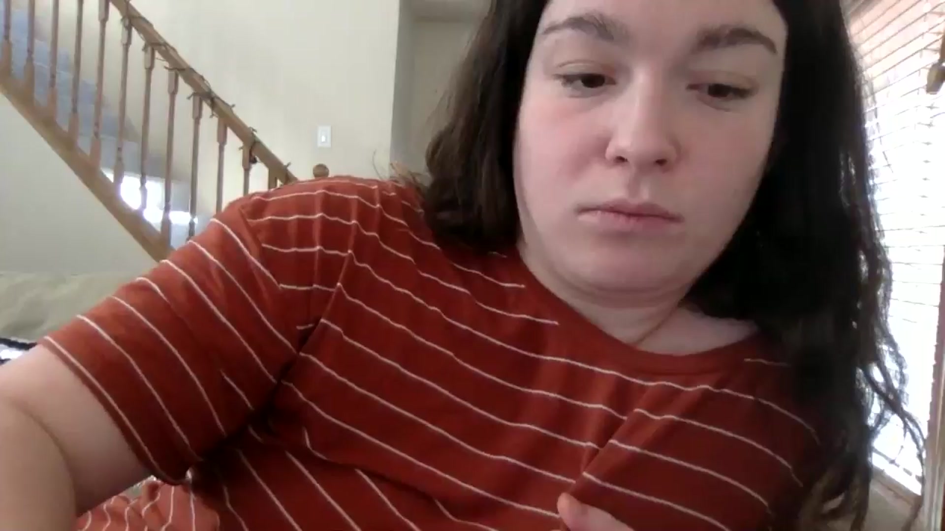Gallery image thumbnail from Snowbabe4's myfreecams stream on, 05/12/2025, 12:12 image 8 of 20
