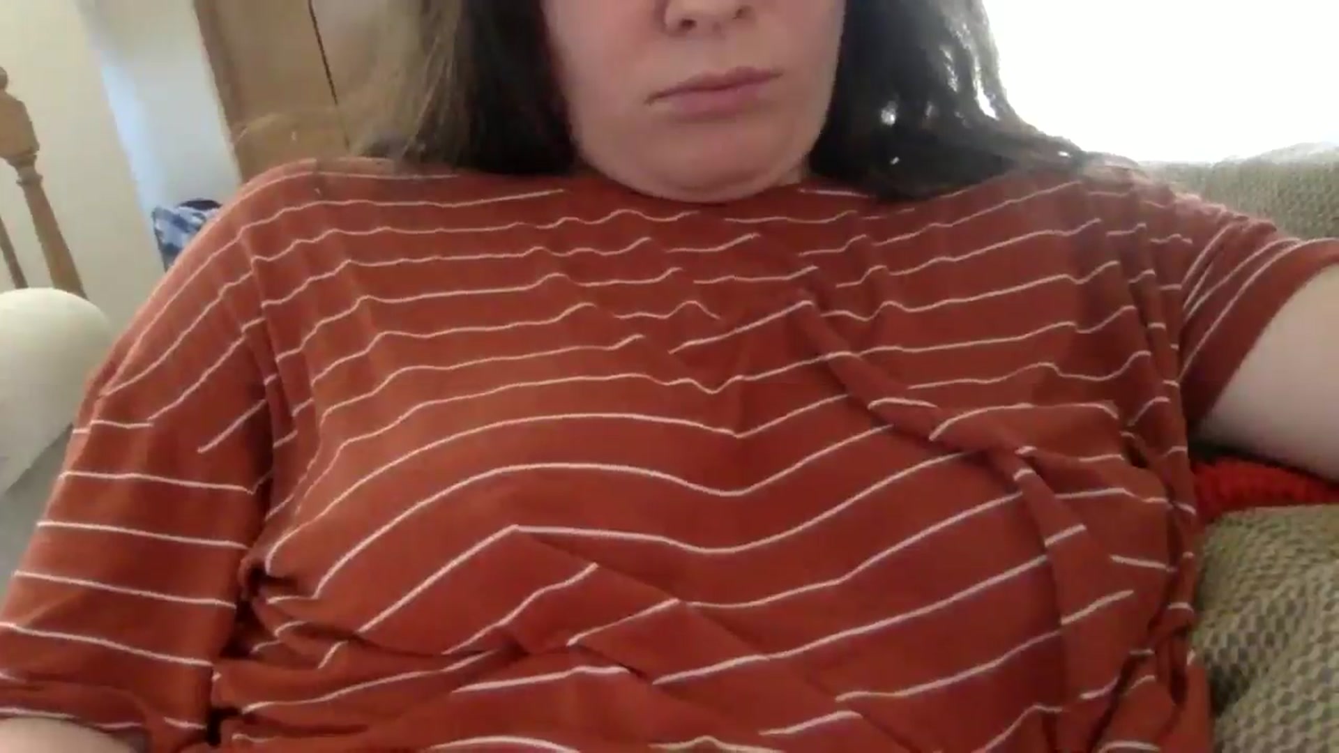 Gallery image thumbnail from Snowbabe4's myfreecams stream on, 05/12/2025, 14:47 image 11 of 20