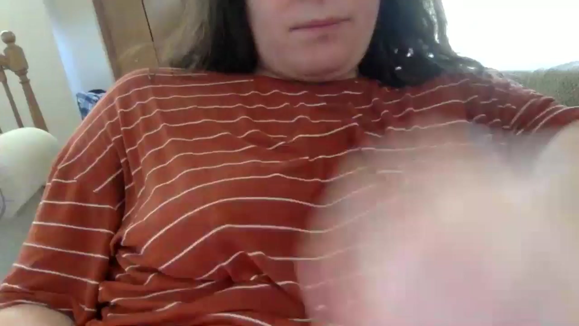 Gallery image thumbnail from Snowbabe4's myfreecams stream on, 05/12/2025, 14:47 image 10 of 20