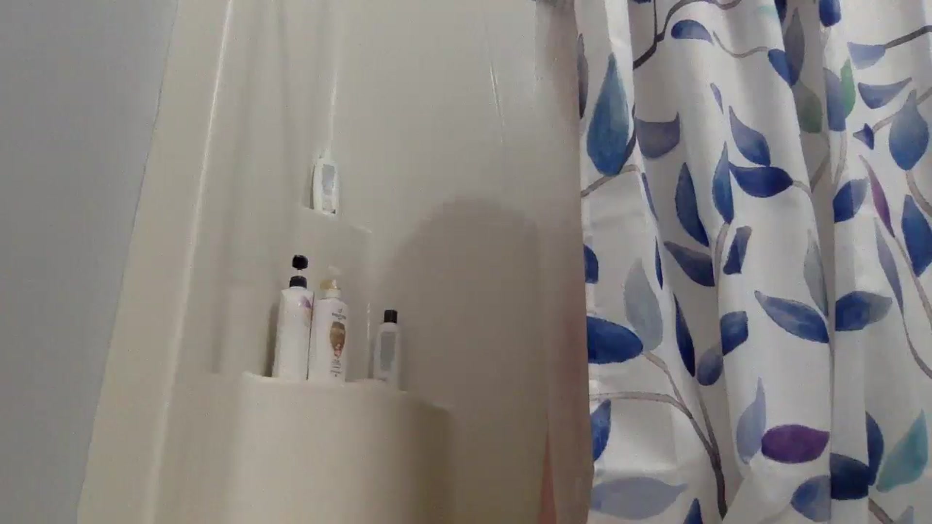 Gallery image thumbnail from Snowbabe4's myfreecams stream on, 05/14/2025, 13:01 image 9 of 20