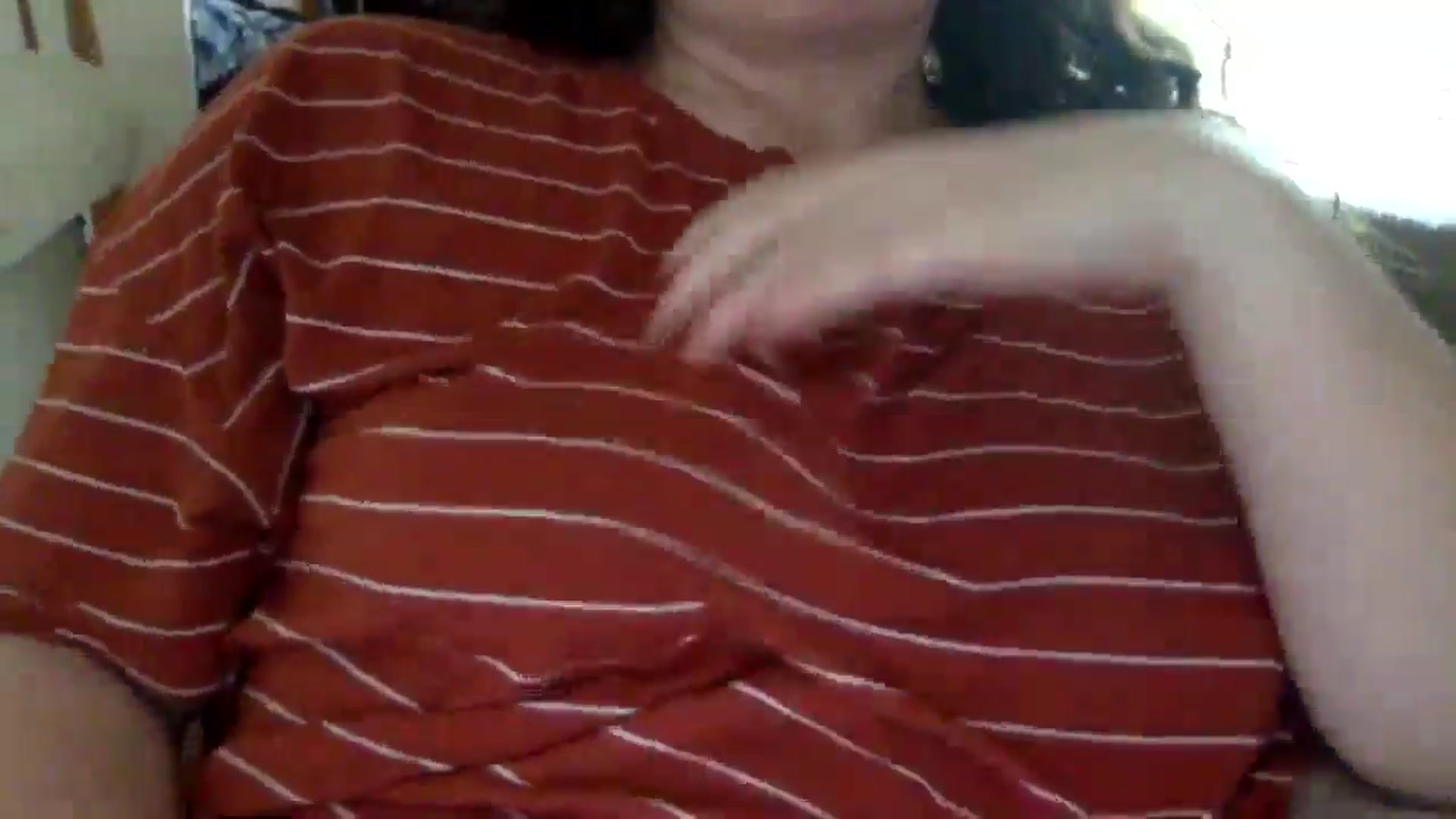 Gallery image thumbnail from Snowbabe4's myfreecams stream on, 05/27/2025, 12:49 image 3 of 20