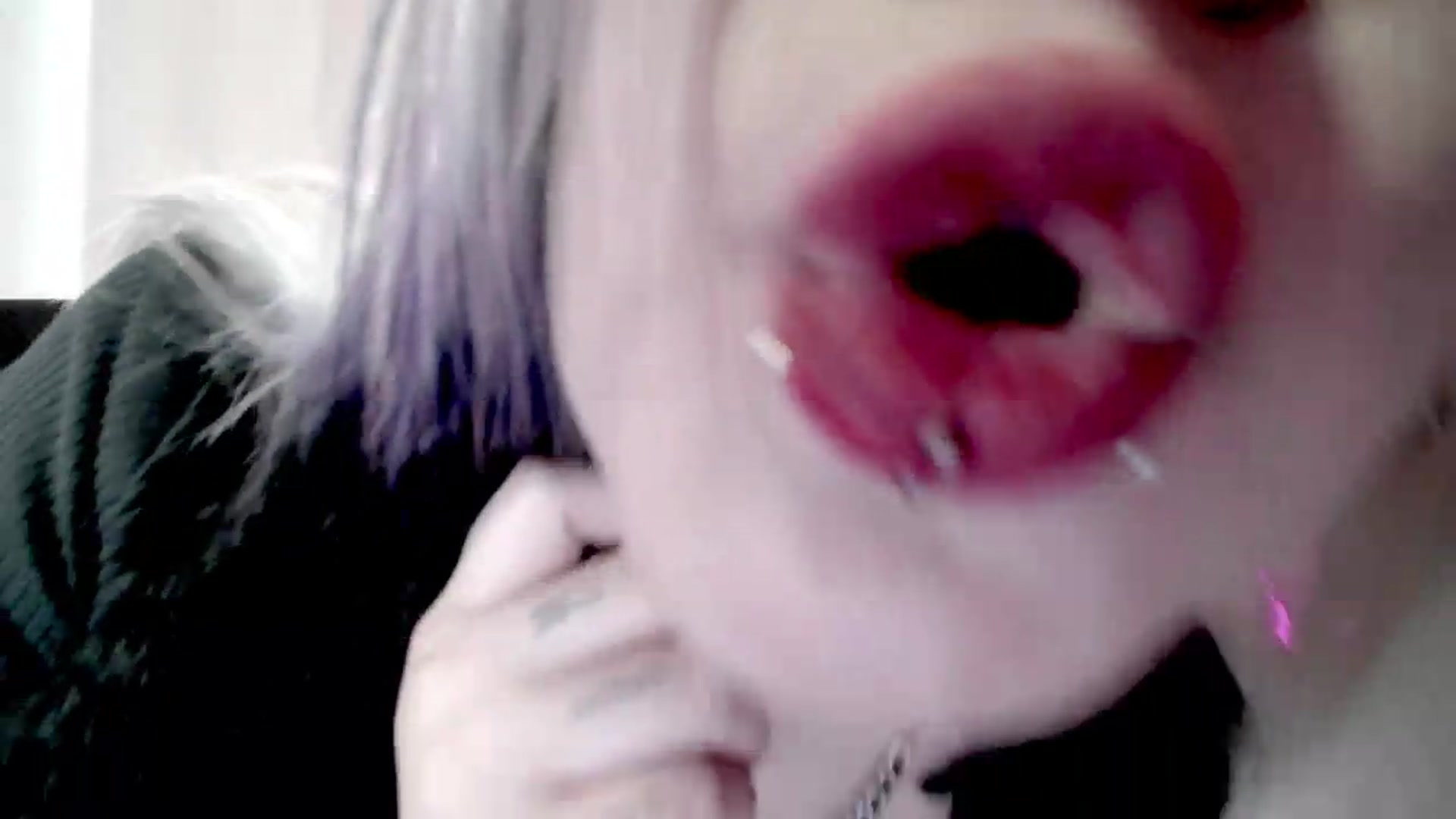 Gallery image thumbnail from Snowblind's myfreecams stream on, 05/07/2026, 21:28 image 11 of 20