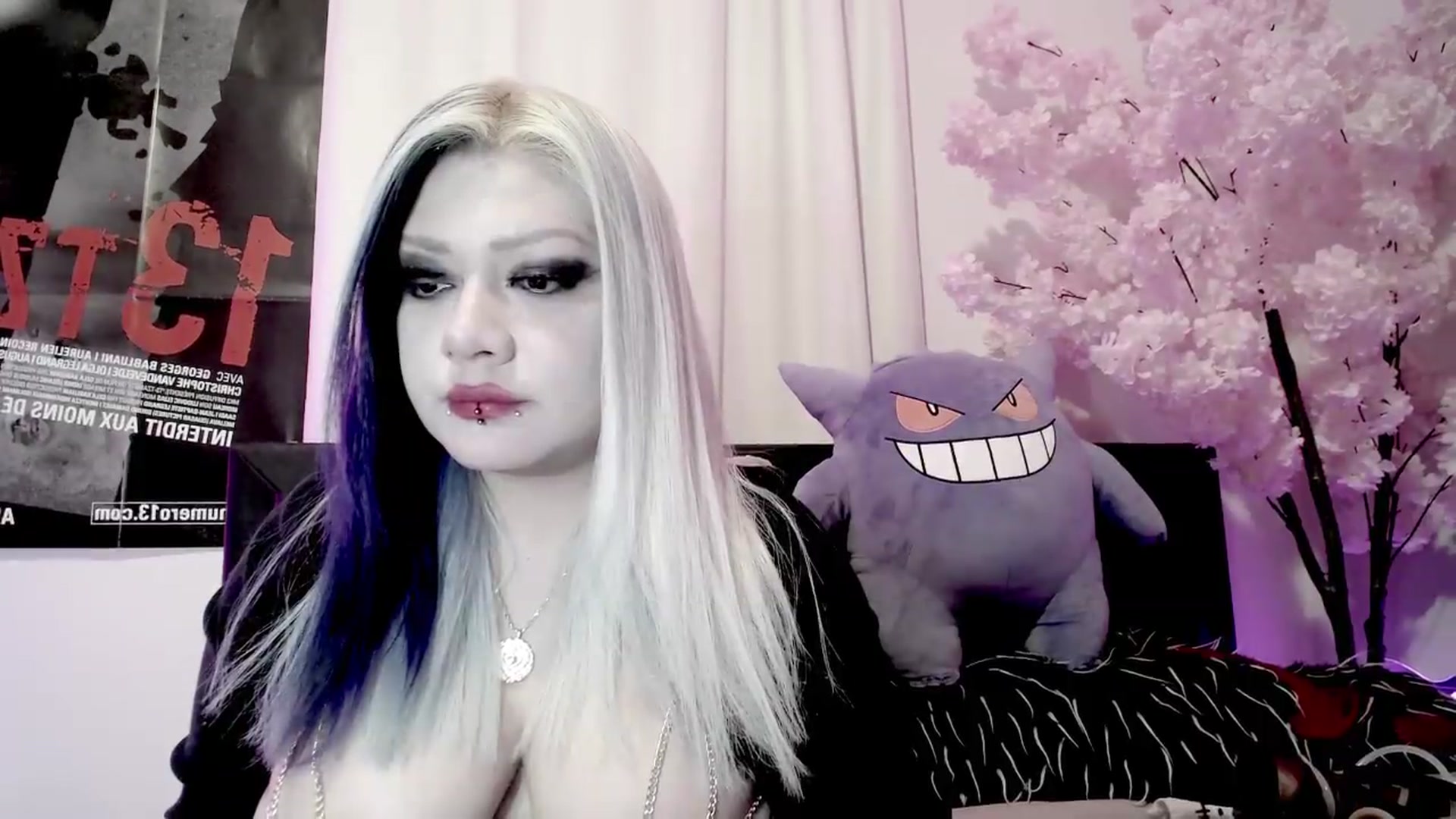 Gallery image thumbnail from Snowblind's myfreecams stream on, 07/20/2026, 01:15 image 15 of 20