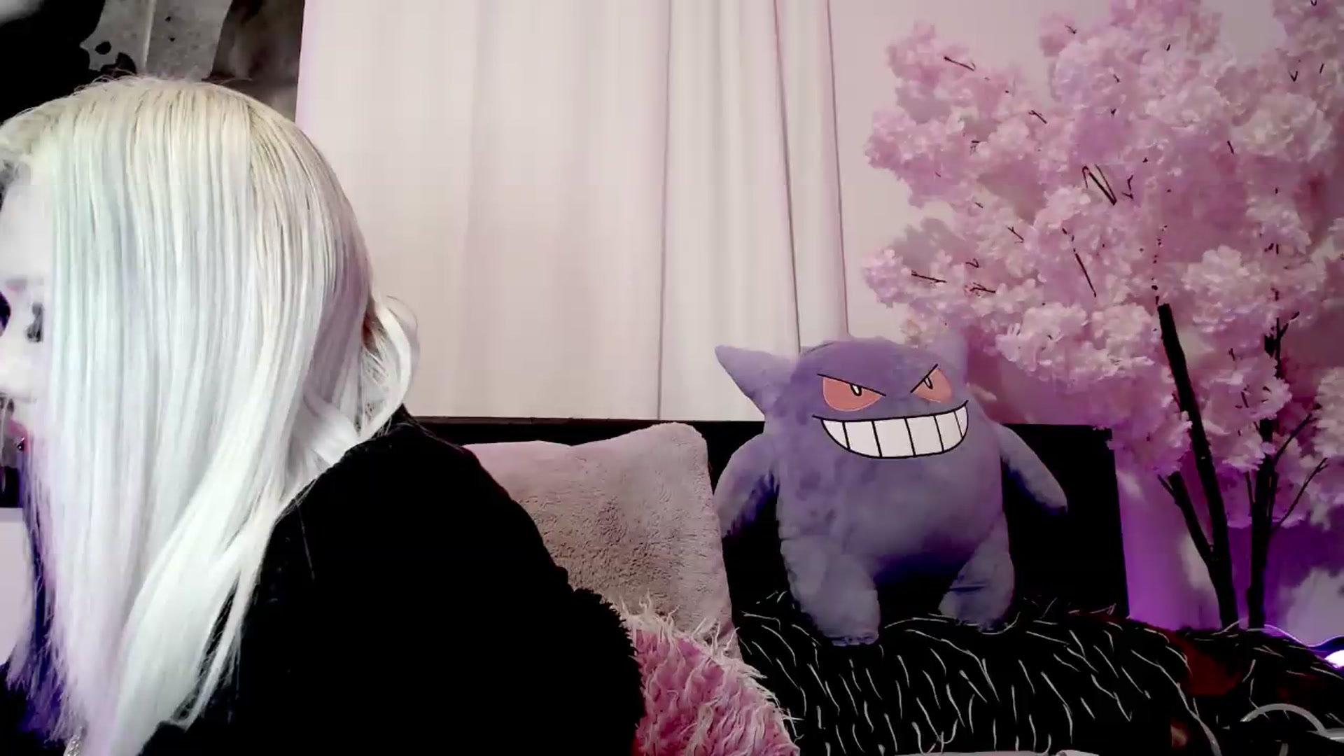 Gallery image thumbnail from Snowblind's myfreecams stream on, 07/20/2026, 01:15 image 7 of 20