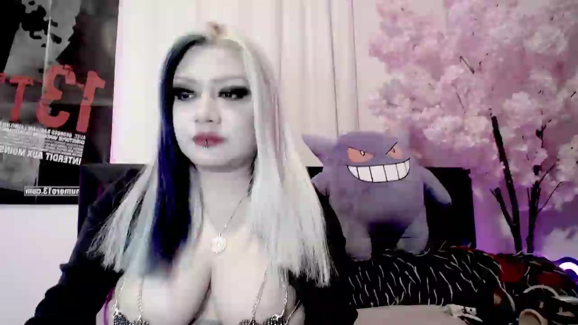 Gallery image thumbnail from Snowblind's myfreecams stream on, 07/20/2026, 01:15 image 5 of 20