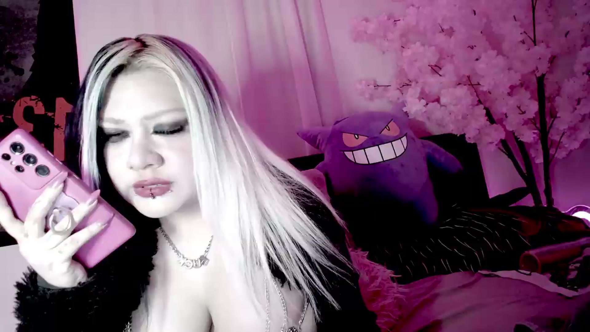 Gallery image thumbnail from Snowblind's myfreecams stream on, 08/01/2026, 14:56 image 7 of 20