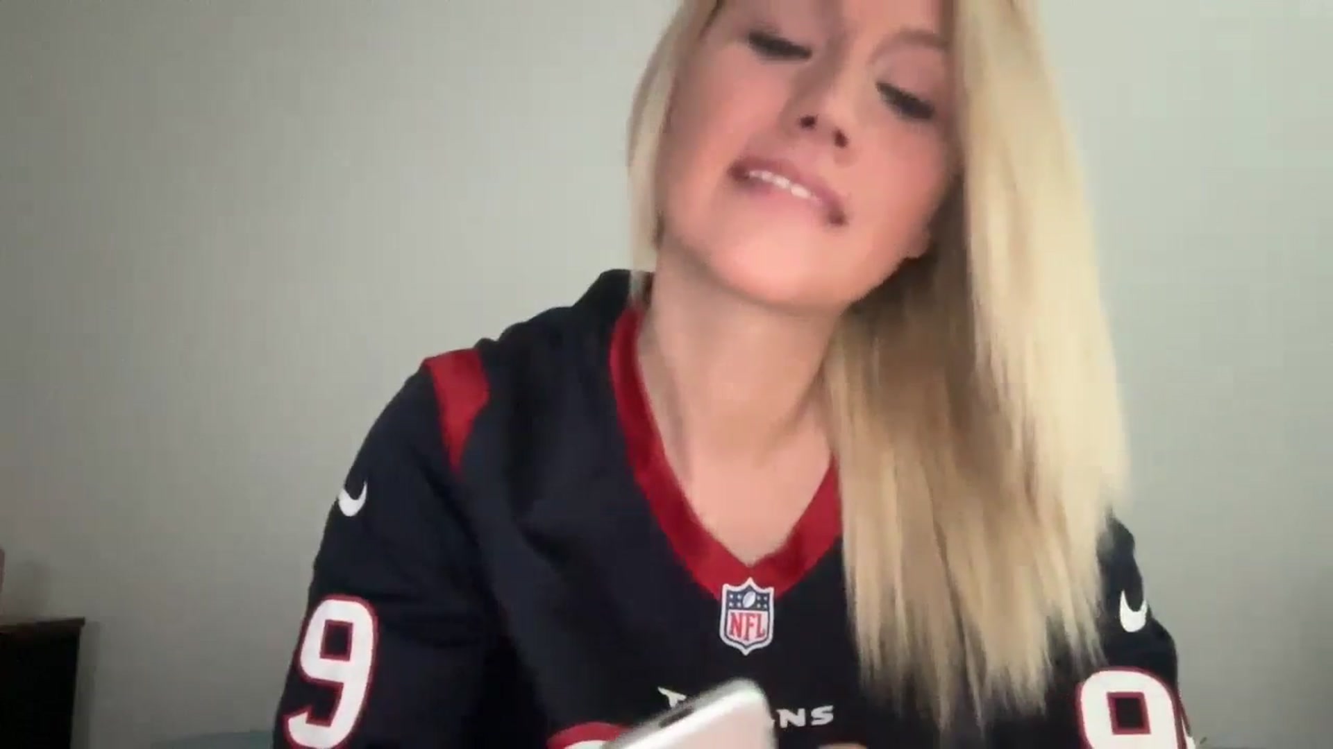 Gallery image thumbnail from Snowcheer93's myfreecams stream on, 01/17/2025, 17:08 image 7 of 20