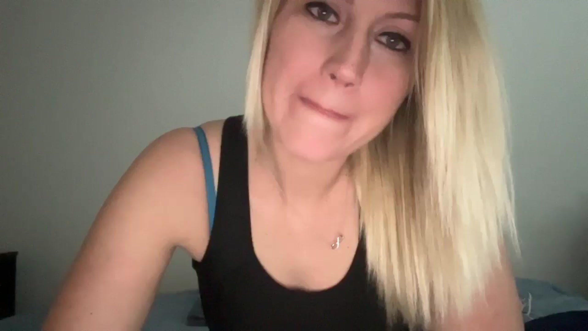 Gallery image thumbnail from Snowcheer93's myfreecams stream on, 01/28/2025, 22:15 image 19 of 20