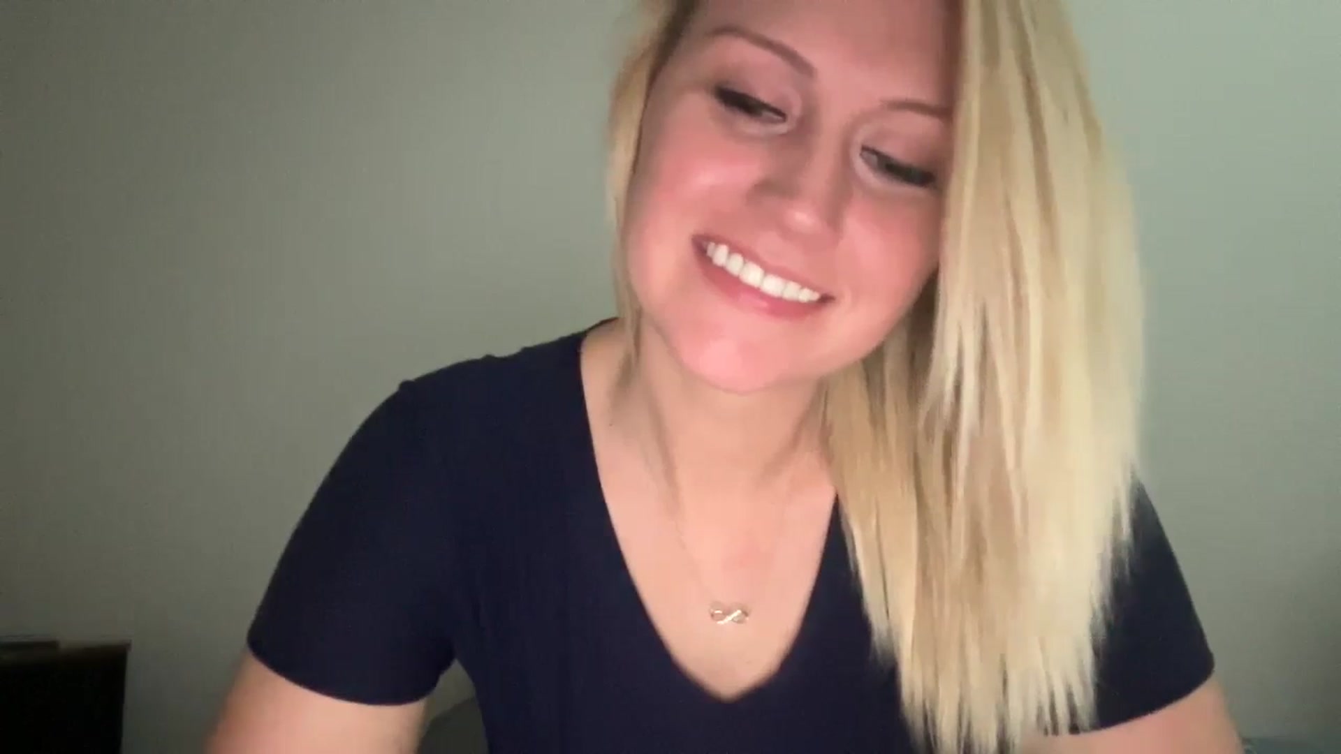 Gallery image thumbnail from Snowcheer93's myfreecams stream on, 01/29/2025, 22:28 image 6 of 20
