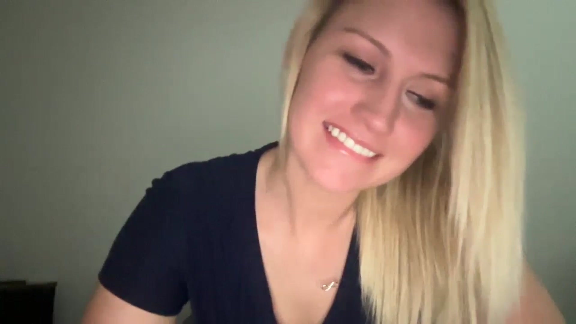 Gallery image thumbnail from Snowcheer93's myfreecams stream on, 01/29/2025, 22:28 image 13 of 20