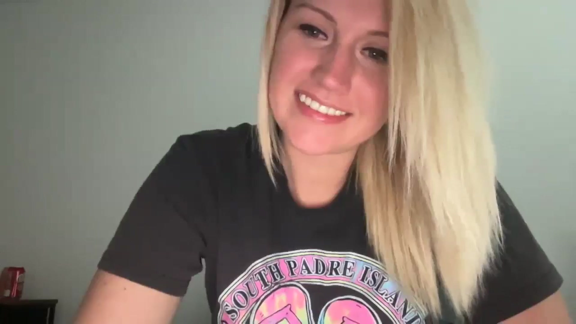 Gallery image thumbnail from Snowcheer93's myfreecams stream on, 02/18/2025, 21:36 image 6 of 20