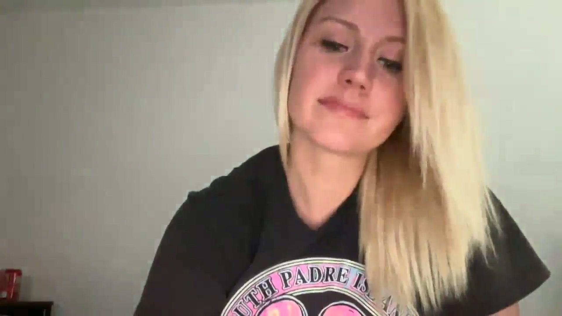 Gallery image thumbnail from Snowcheer93's myfreecams stream on, 02/18/2025, 21:36 image 16 of 20