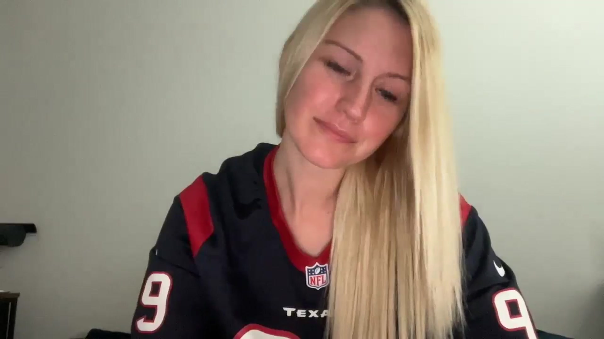 Gallery image thumbnail from Snowcheer93's myfreecams stream on, 04/17/2026, 19:52 image 17 of 20