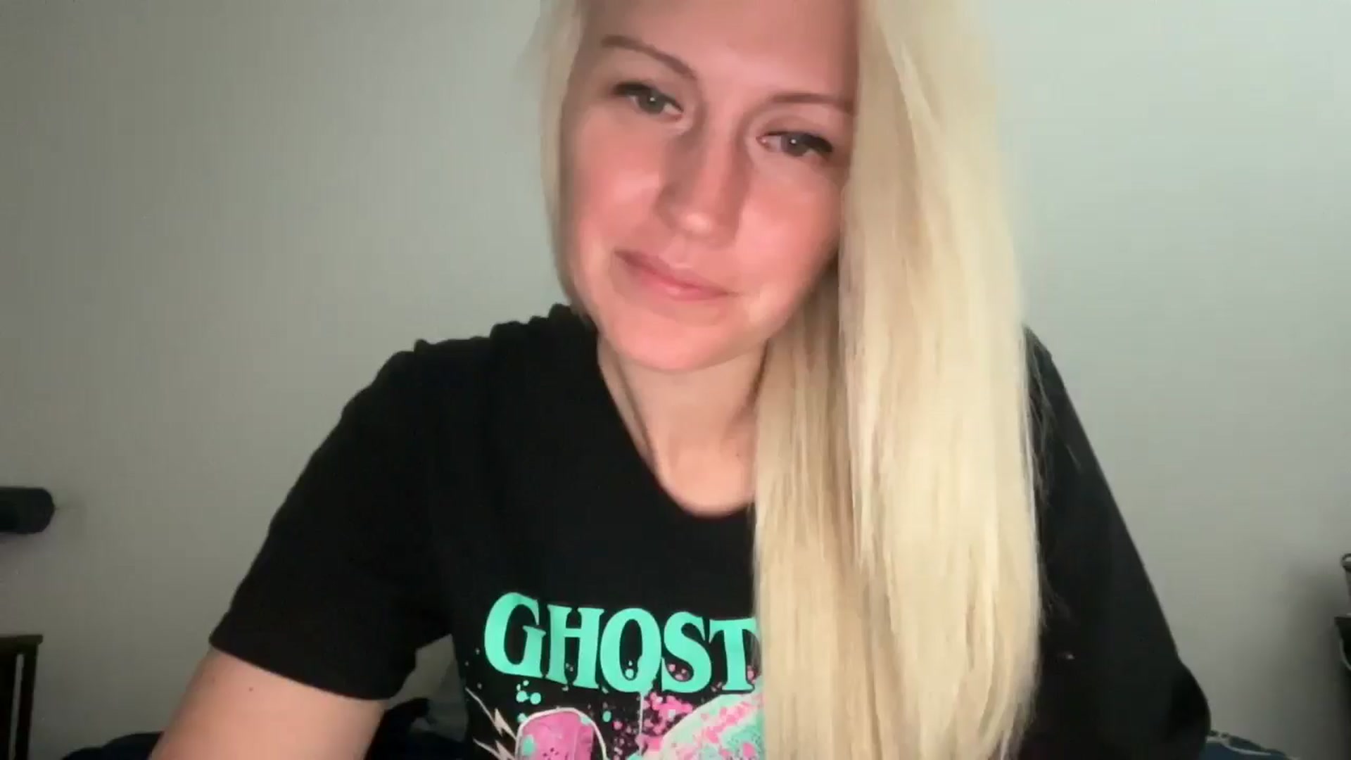 Gallery image thumbnail from Snowcheer93's myfreecams stream on, 04/30/2026, 18:12 image 12 of 20