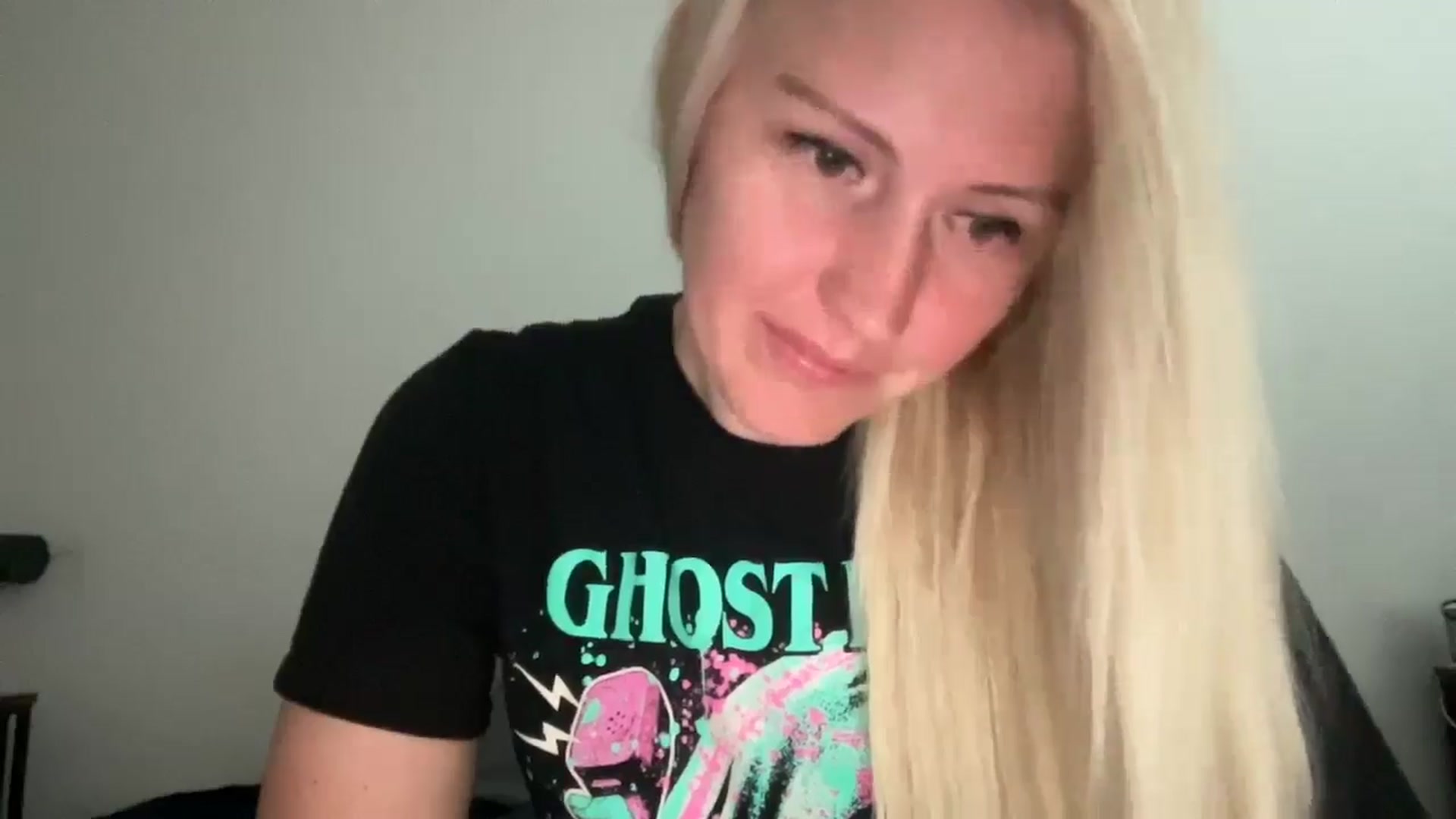 Gallery image thumbnail from Snowcheer93's myfreecams stream on, 04/30/2026, 18:12 image 6 of 20