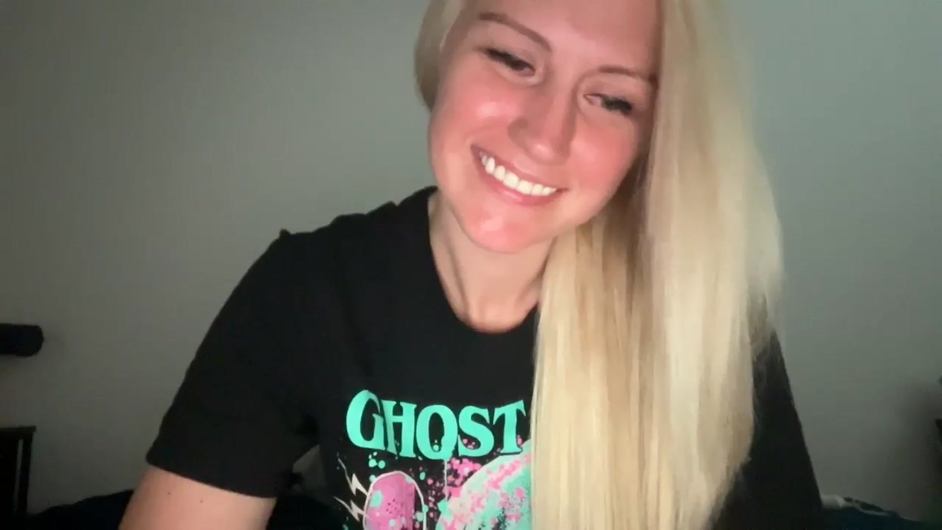 Gallery image thumbnail from Snowcheer93's myfreecams stream on, 04/30/2026, 18:12 image 18 of 20