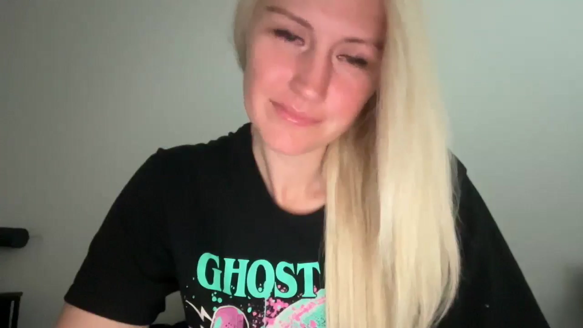 Gallery image thumbnail from Snowcheer93's myfreecams stream on, 04/30/2026, 18:12 image 4 of 20