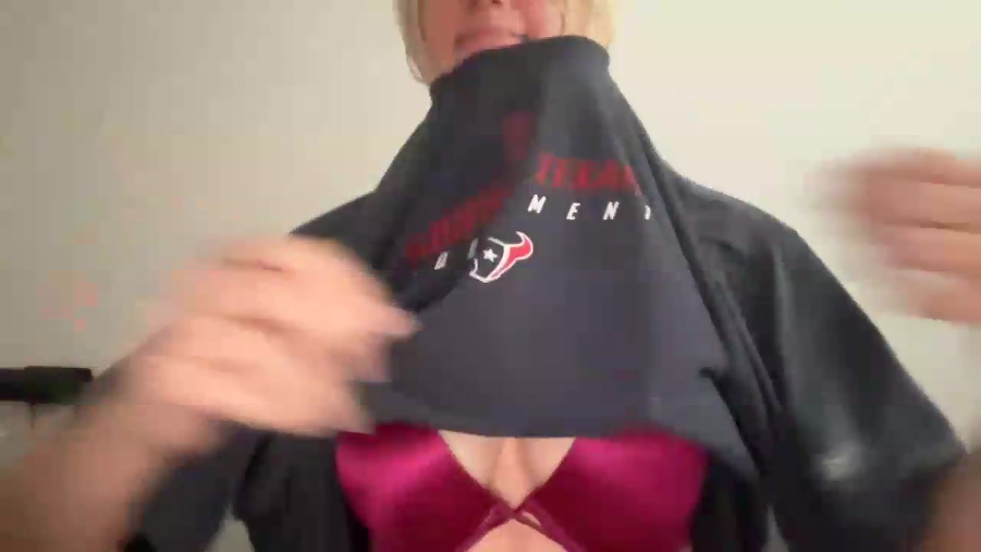 Gallery image thumbnail from Snowcheer93's myfreecams stream on, 05/11/2026, 15:31 image 18 of 20