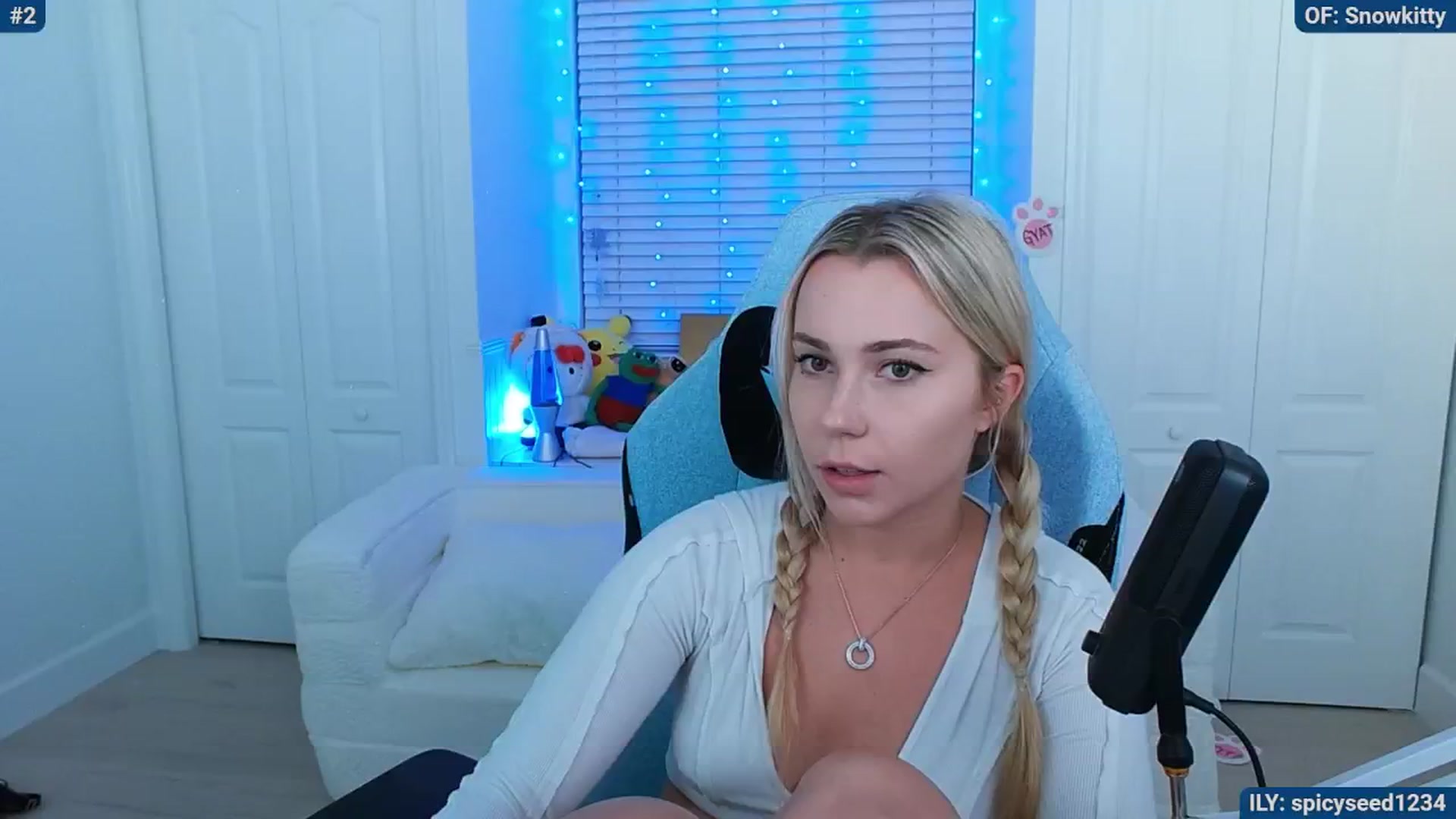 Gallery image thumbnail from Snowkitty's myfreecams stream on, 04/16/2024, 03:56 image 19 of 20