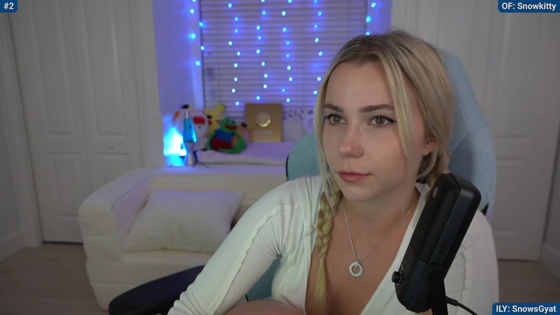 Gallery image thumbnail from Snowkitty's myfreecams stream on, 04/16/2024, 03:56 image 4 of 20