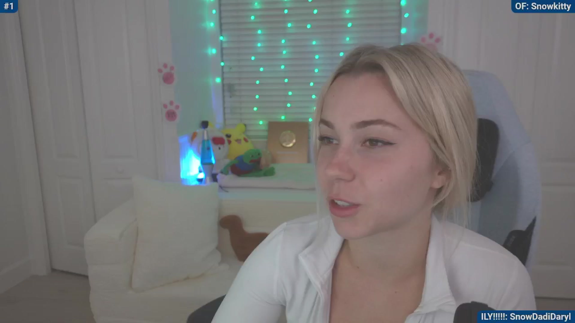 Gallery image thumbnail from Snowkitty's myfreecams stream on, 04/20/2024, 03:08 image 12 of 20