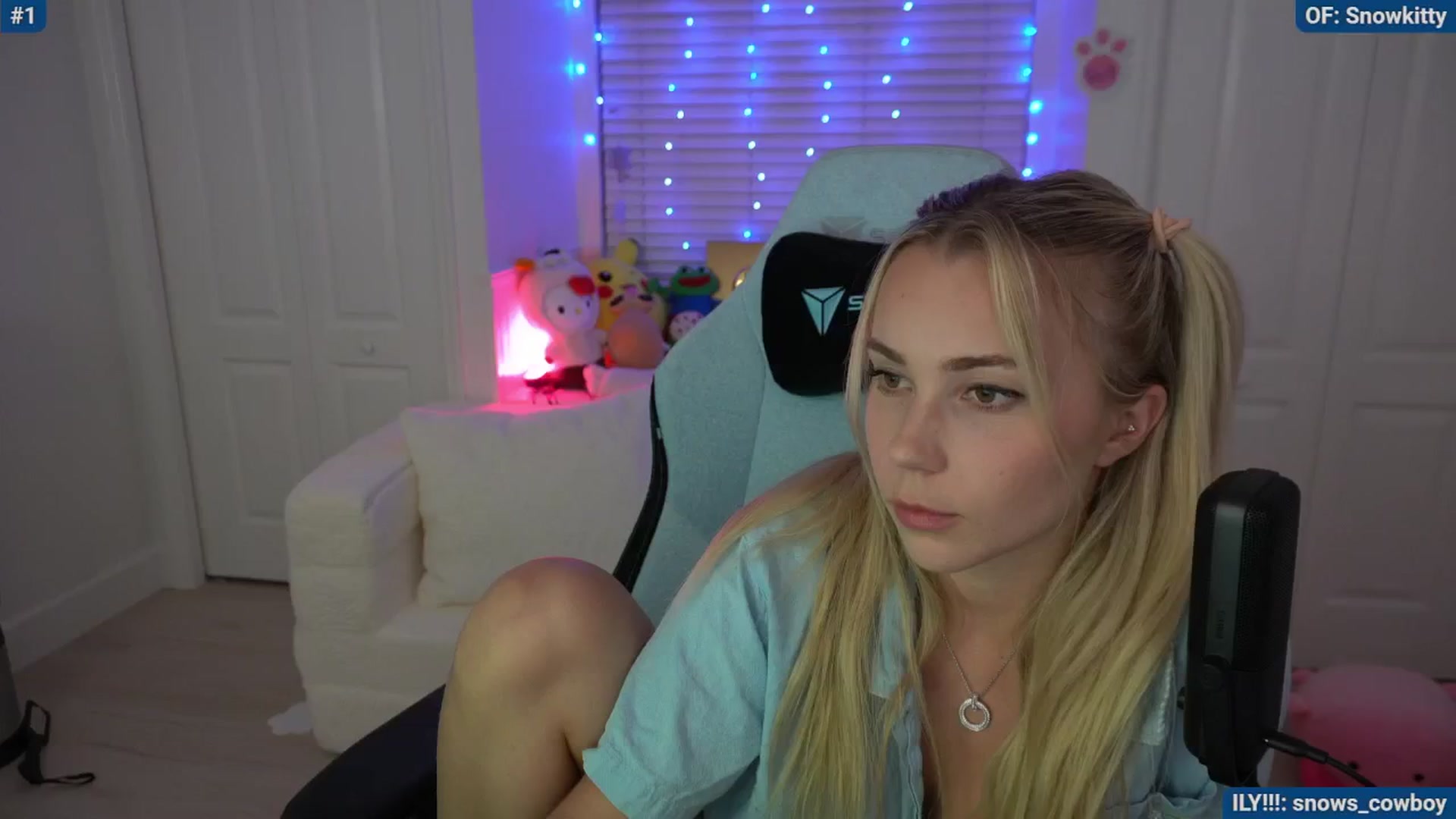 Gallery image thumbnail from Snowkitty's myfreecams stream on, 04/23/2024, 05:16 image 14 of 20