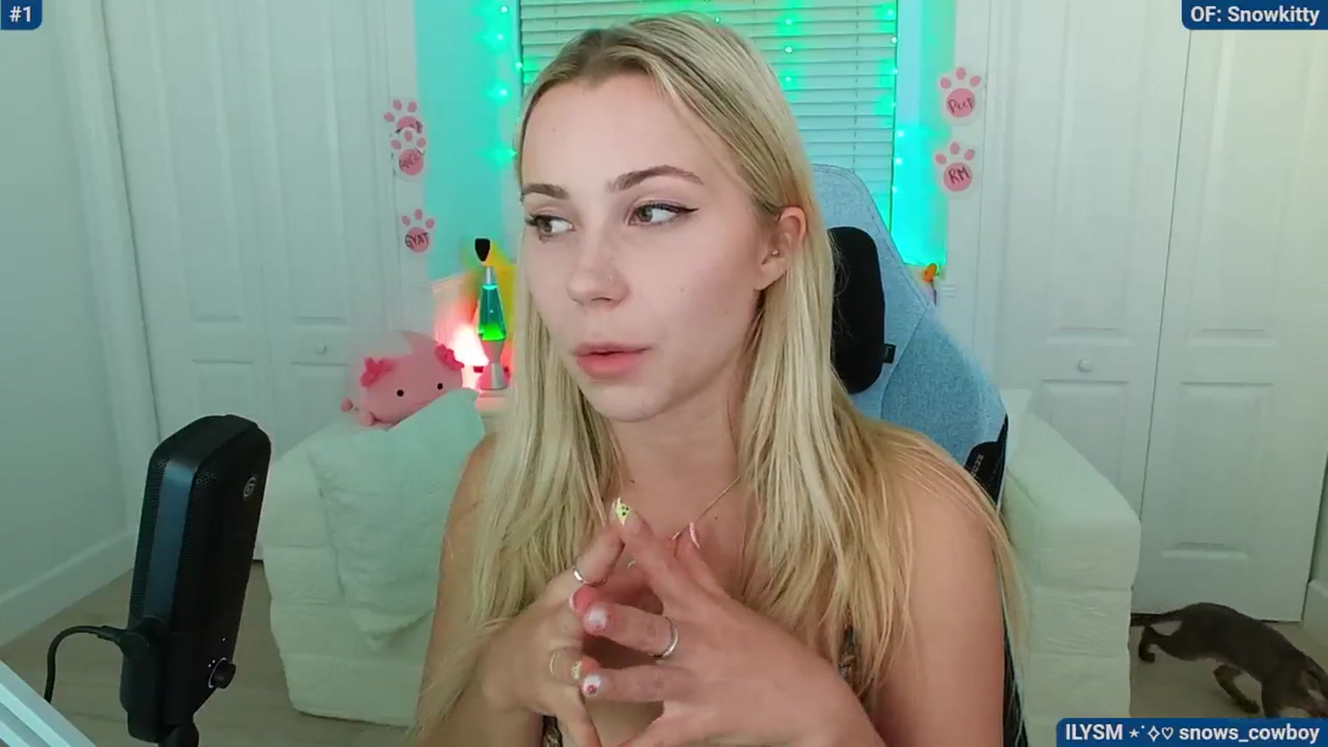 Gallery image thumbnail from Snowkitty's myfreecams stream on, 04/26/2024, 04:55 image 18 of 20