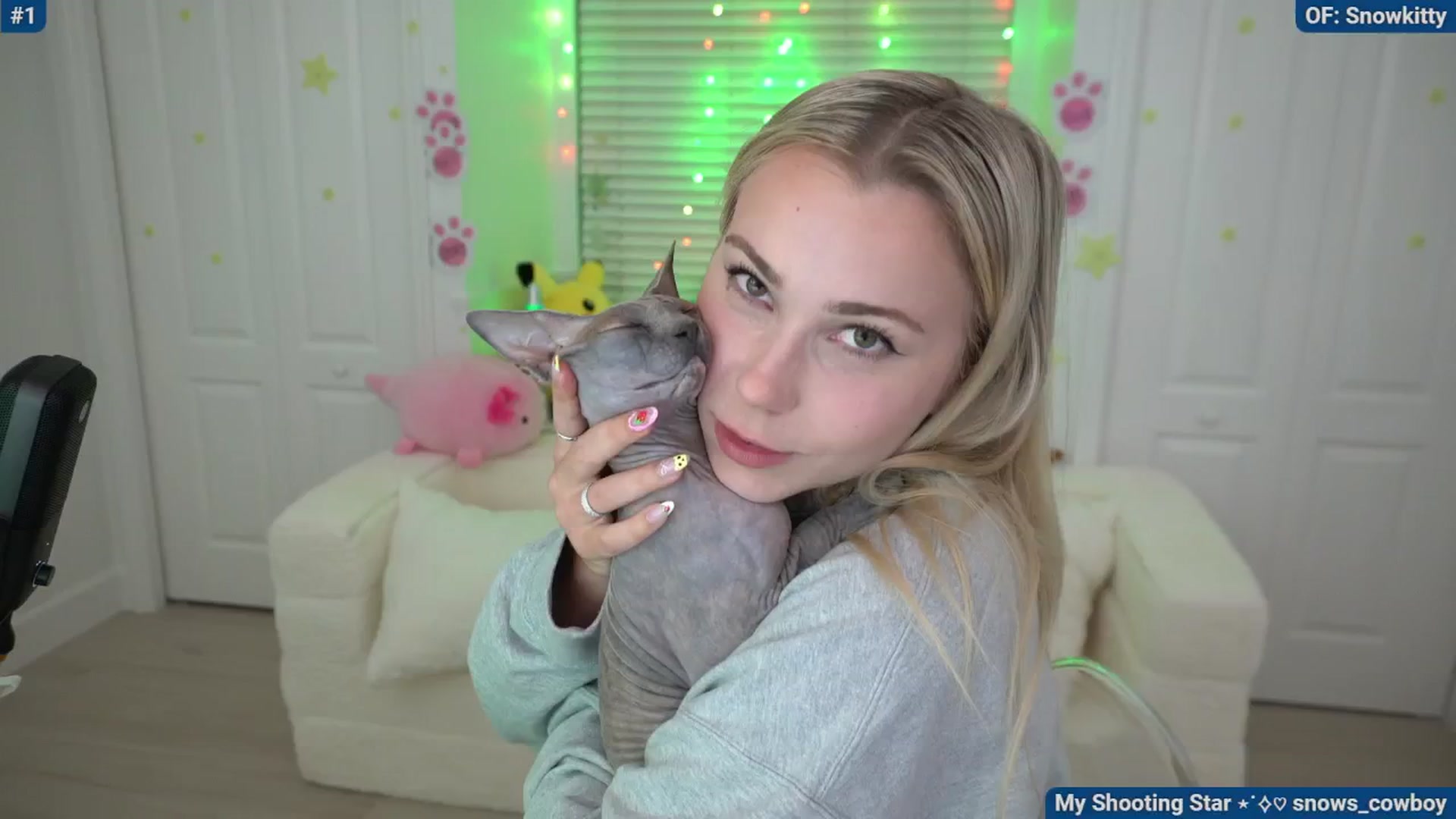 Gallery image thumbnail from Snowkitty's myfreecams stream on, 04/28/2024, 05:54 image 9 of 20