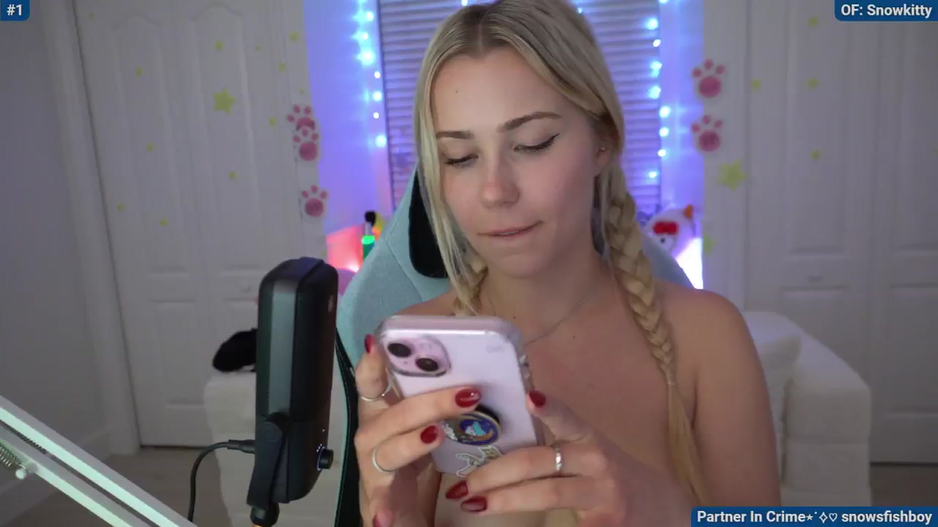Gallery image thumbnail from Snowkitty's myfreecams stream on, 04/30/2024, 06:13 image 2 of 20