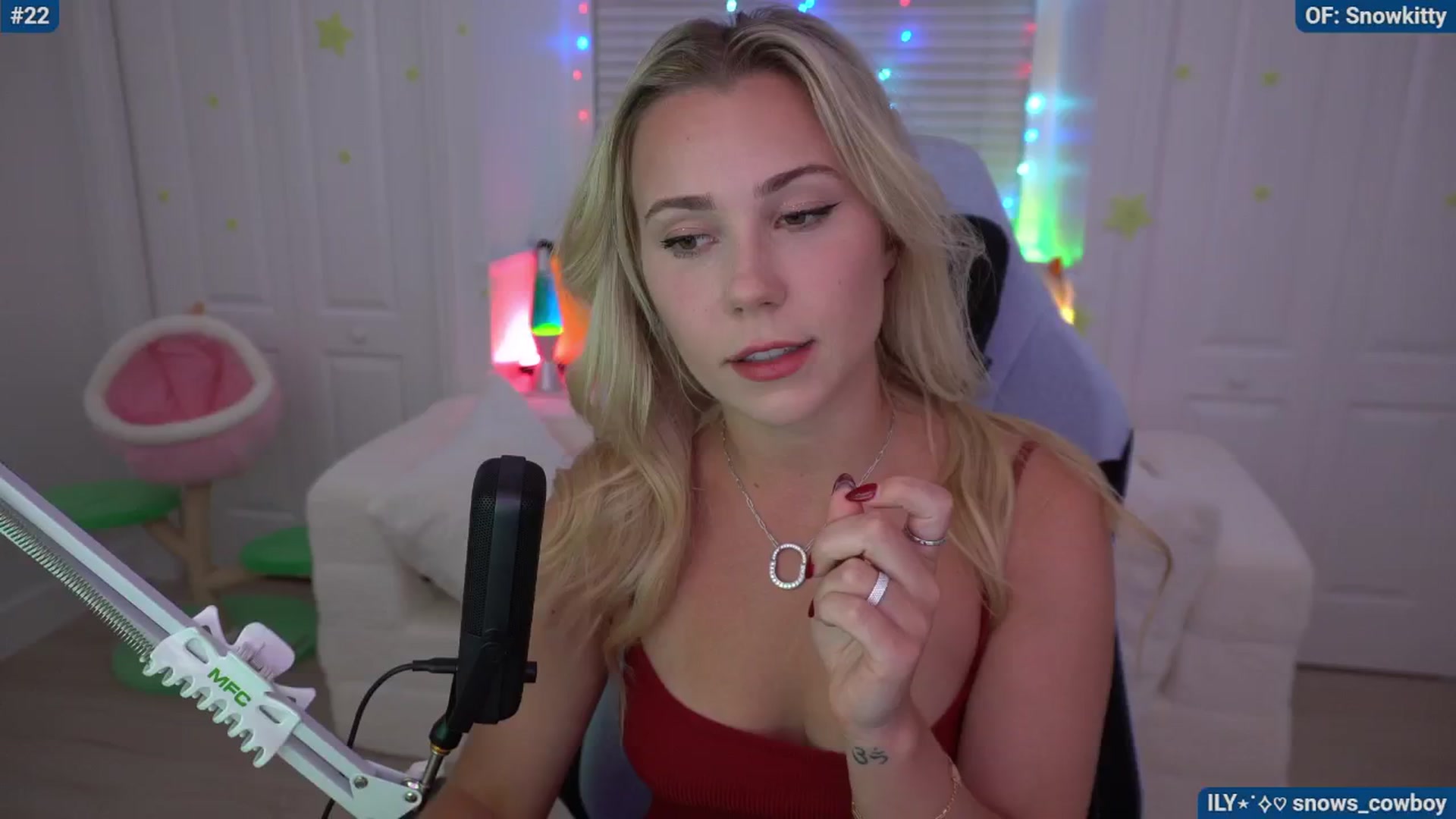 Gallery image thumbnail from Snowkitty's myfreecams stream on, 05/09/2024, 04:50 image 3 of 20