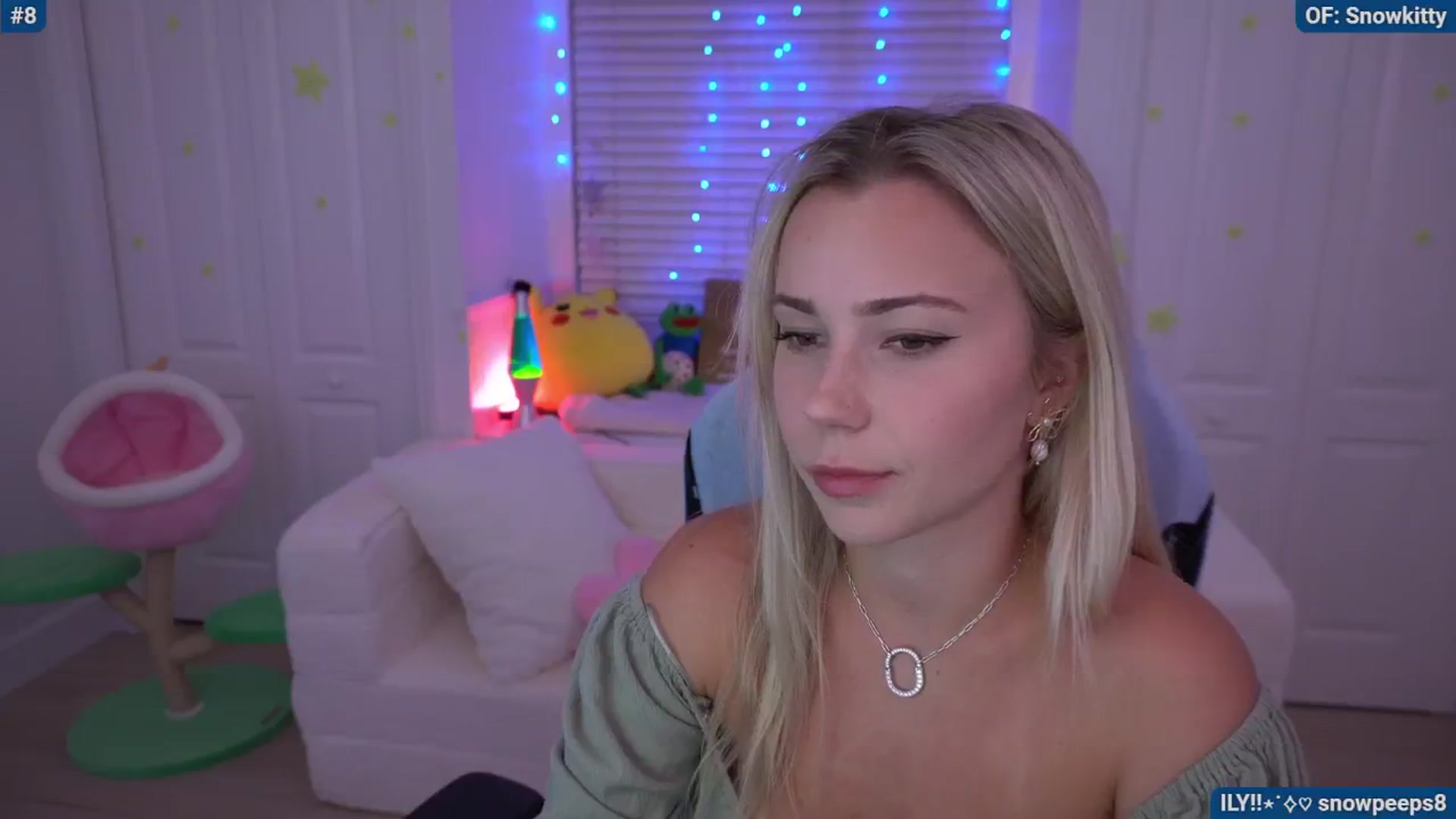 Gallery image thumbnail from Snowkitty's myfreecams stream on, 05/11/2024, 03:25 image 7 of 20