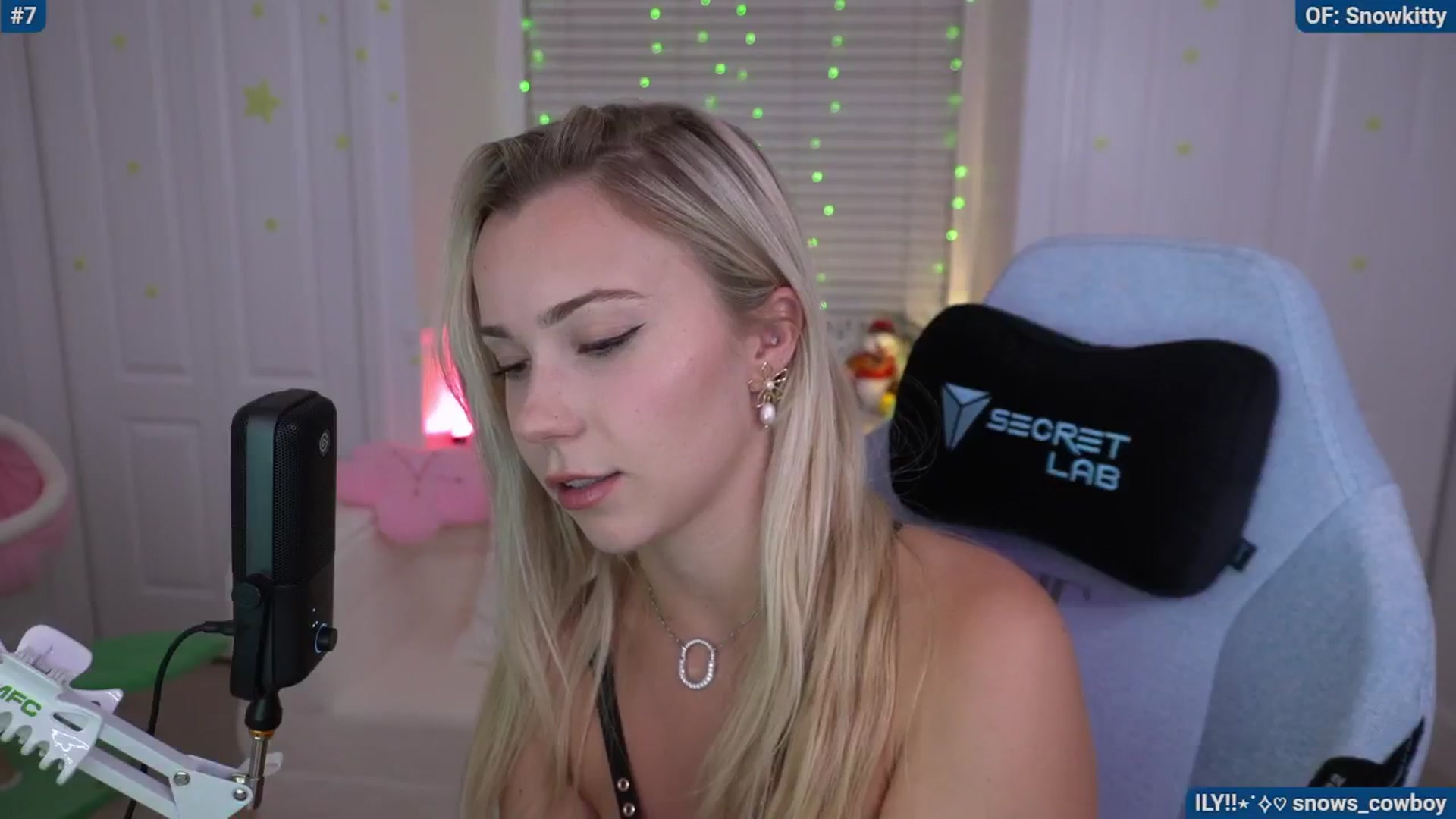 Gallery image thumbnail from Snowkitty's myfreecams stream on, 05/11/2024, 05:28 image 12 of 20