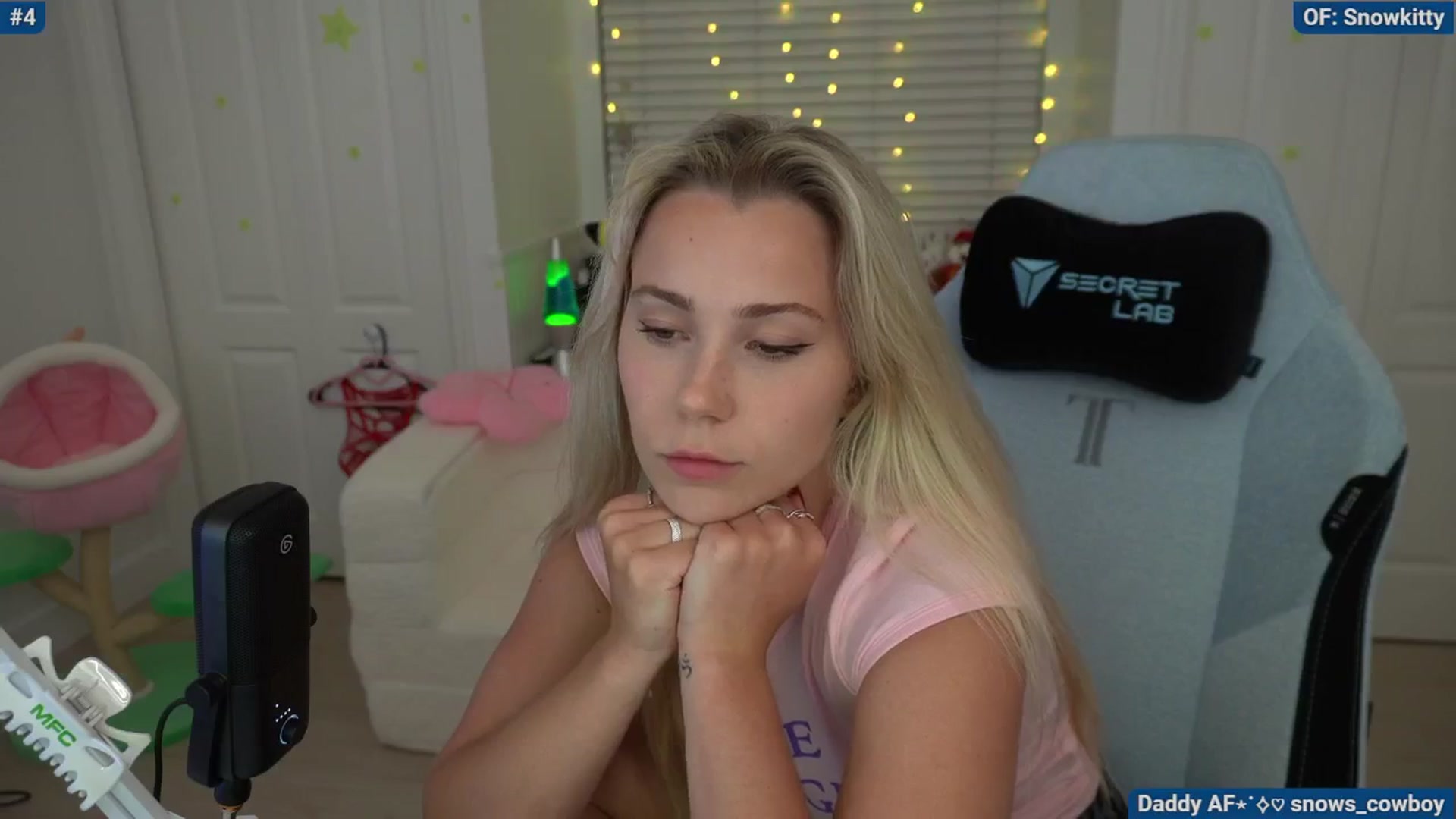 Gallery image thumbnail from Snowkitty's myfreecams stream on, 05/14/2024, 02:25 image 7 of 20
