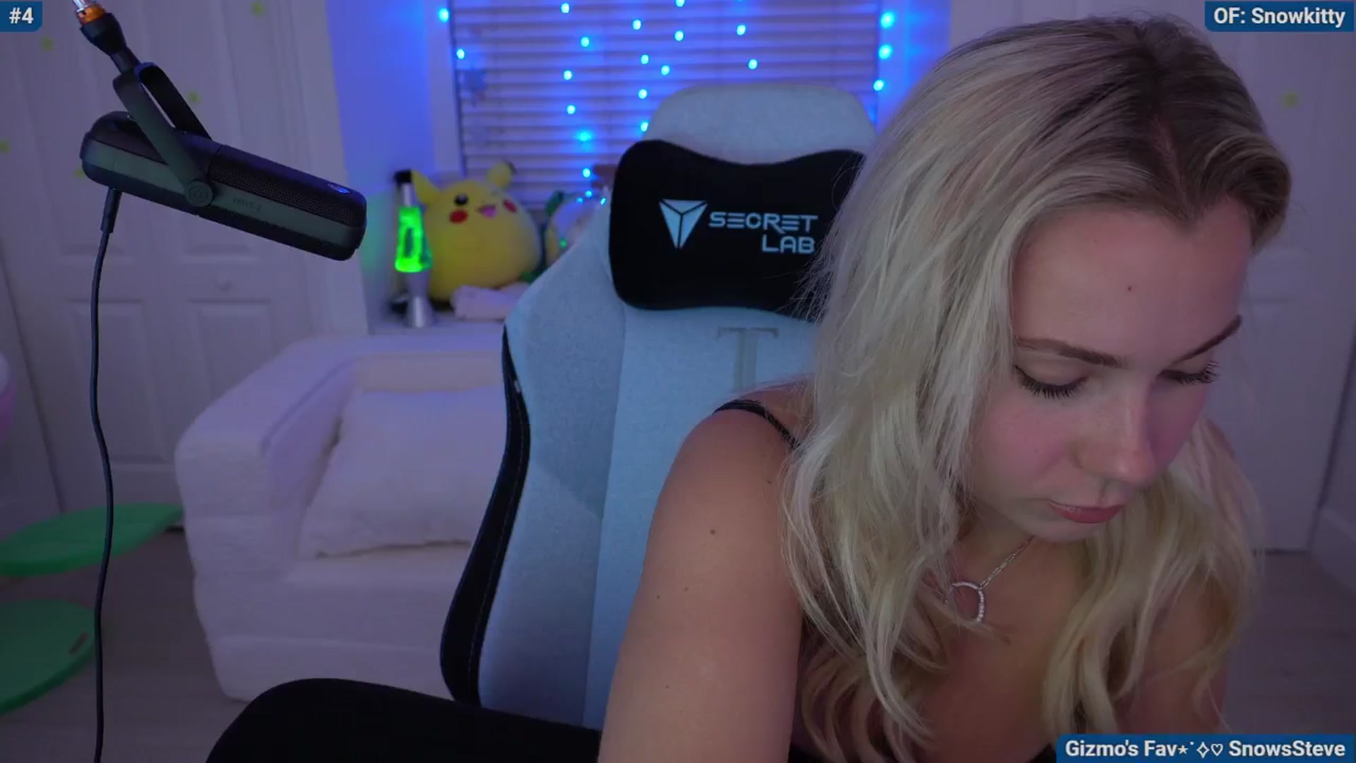 Gallery image thumbnail from Snowkitty's myfreecams stream on, 05/17/2024, 04:16 image 2 of 20