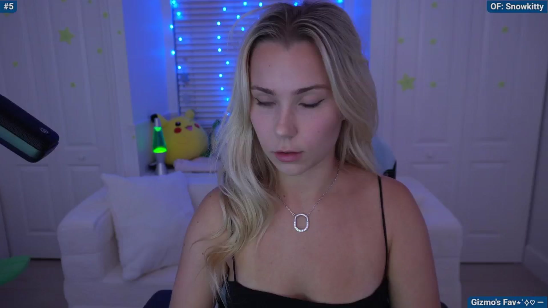 Gallery image thumbnail from Snowkitty's myfreecams stream on, 05/18/2024, 05:36 image 1 of 20