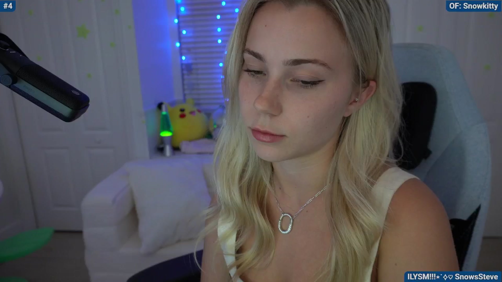 Gallery image thumbnail from Snowkitty's myfreecams stream on, 05/19/2024, 04:34 image 2 of 20