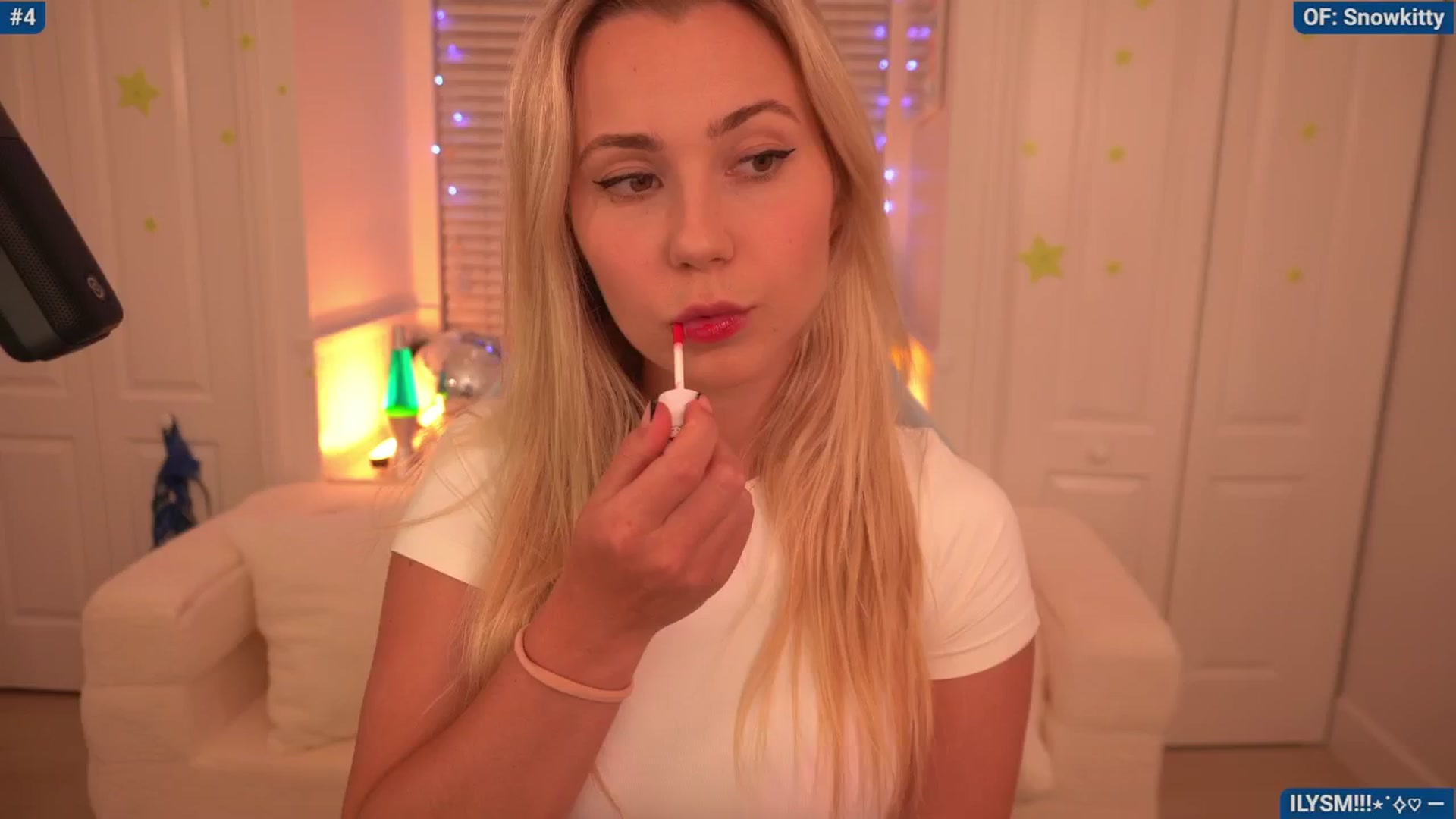 Gallery image thumbnail from Snowkitty's myfreecams stream on, 05/31/2024, 02:30 image 1 of 20
