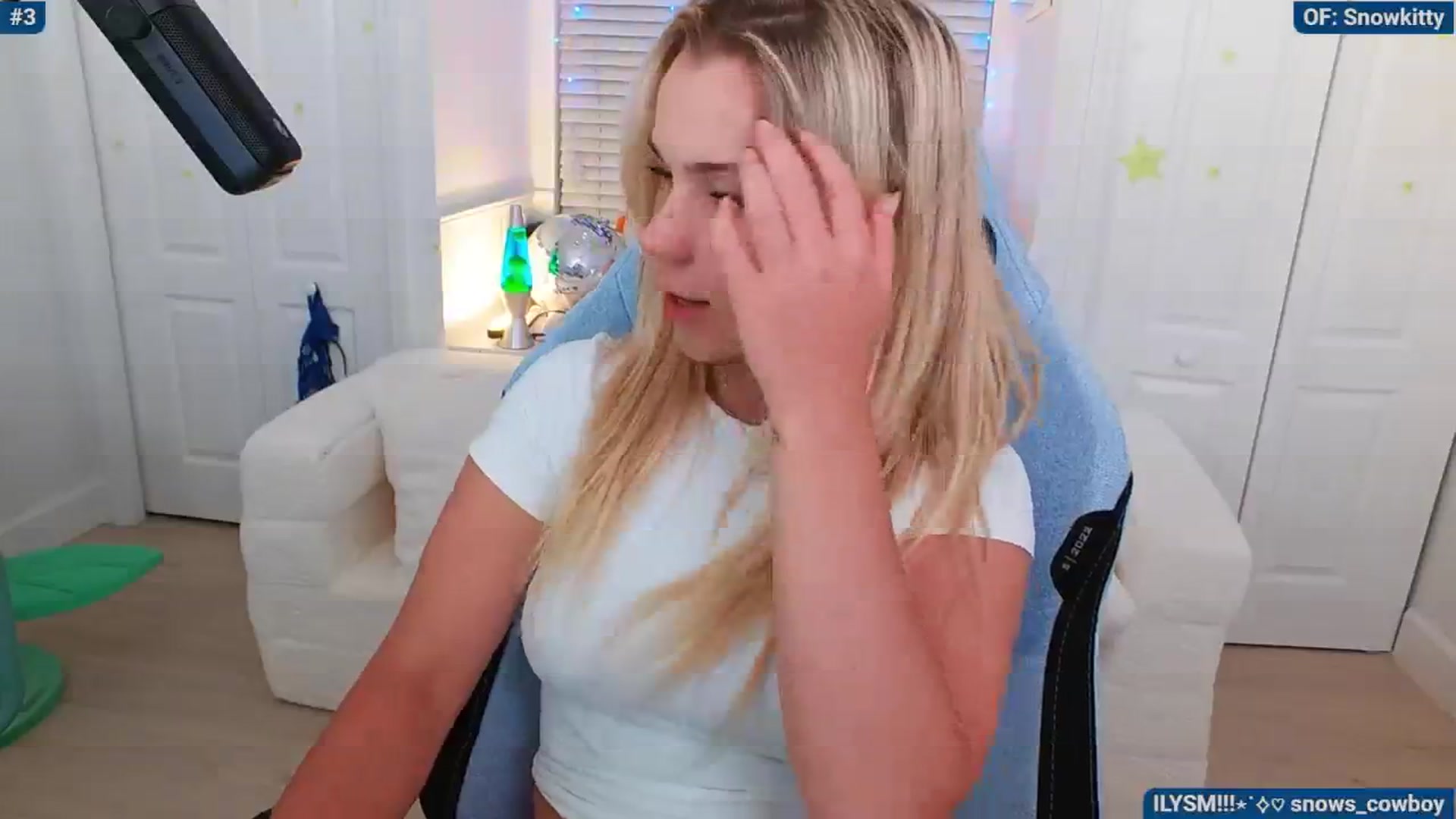 Gallery image thumbnail from Snowkitty's myfreecams stream on, 05/31/2024, 04:47 image 17 of 20