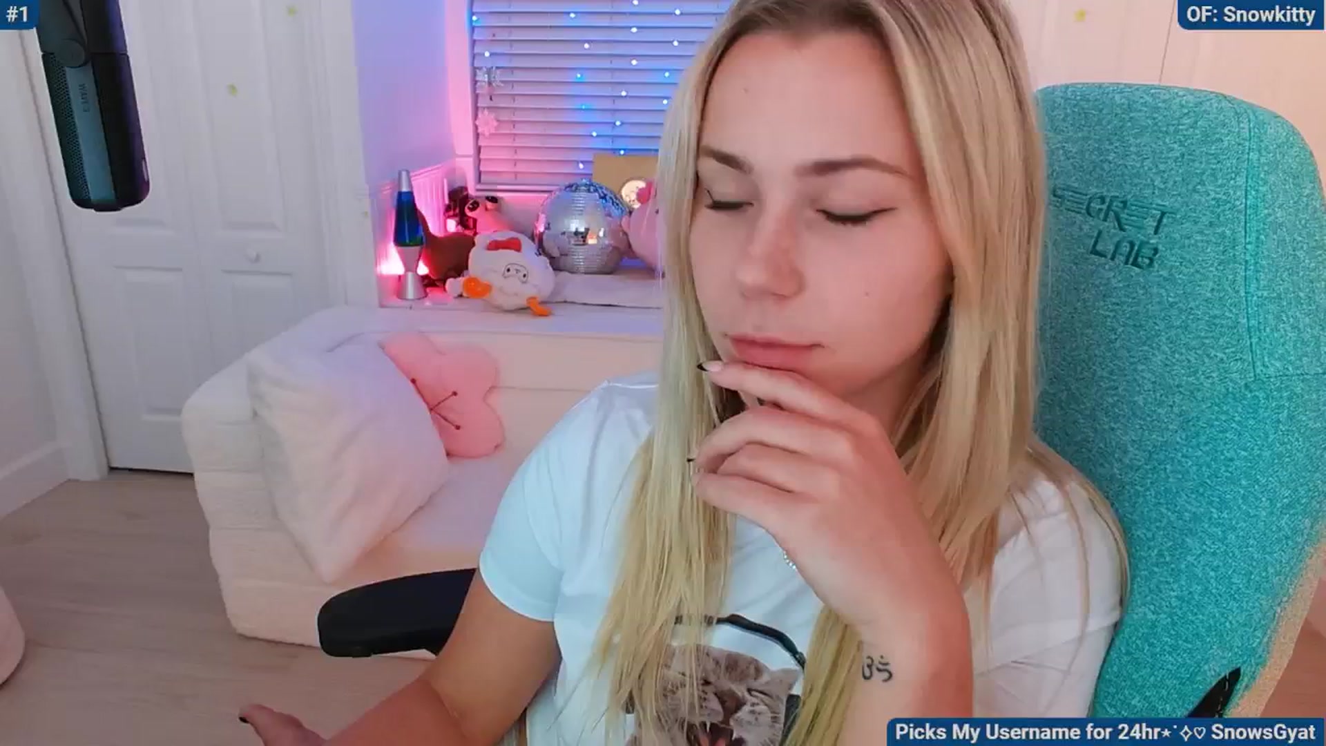 Gallery image thumbnail from Snowkitty's myfreecams stream on, 06/05/2024, 03:09 image 4 of 20