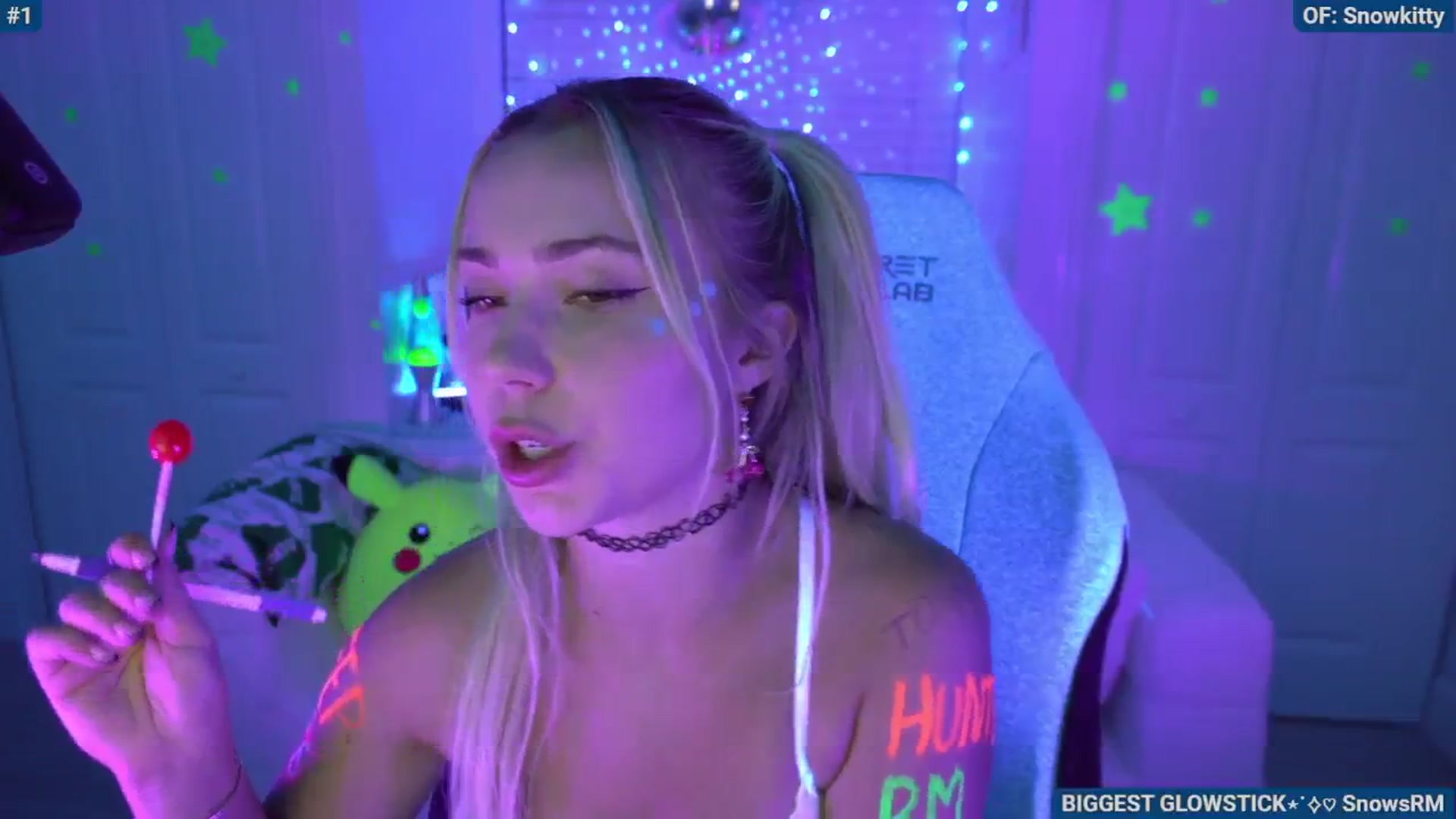 Gallery image thumbnail from Snowkitty's myfreecams stream on, 06/08/2024, 04:39 image 16 of 20