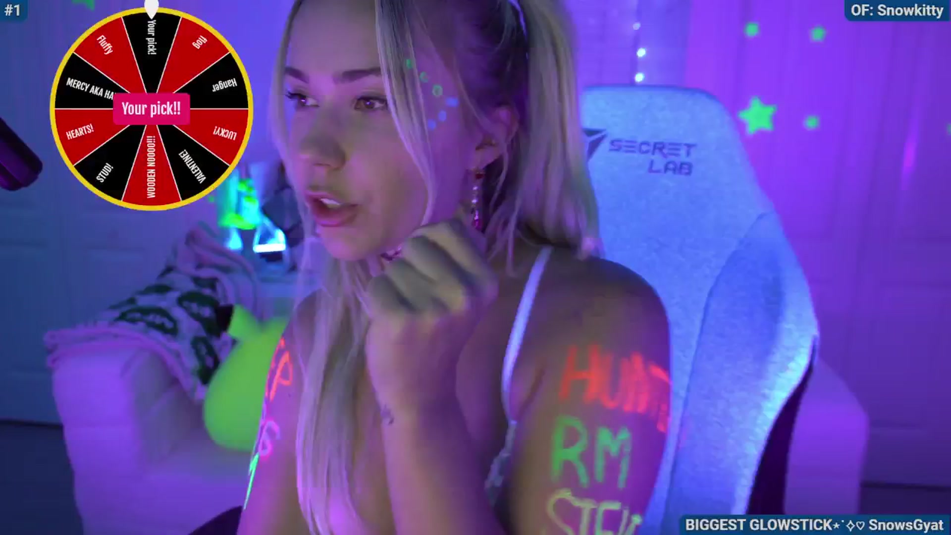 Gallery image thumbnail from Snowkitty's myfreecams stream on, 06/08/2024, 06:42 image 2 of 20