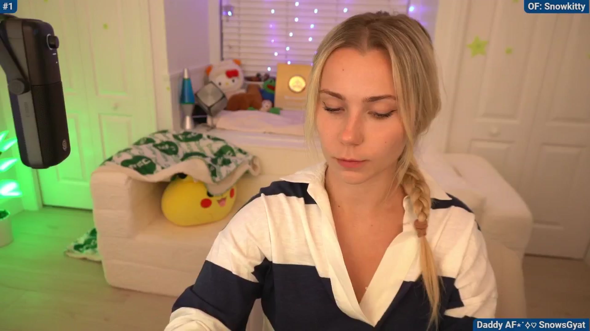 Gallery image thumbnail from Snowkitty's myfreecams stream on, 06/11/2024, 02:04 image 5 of 20