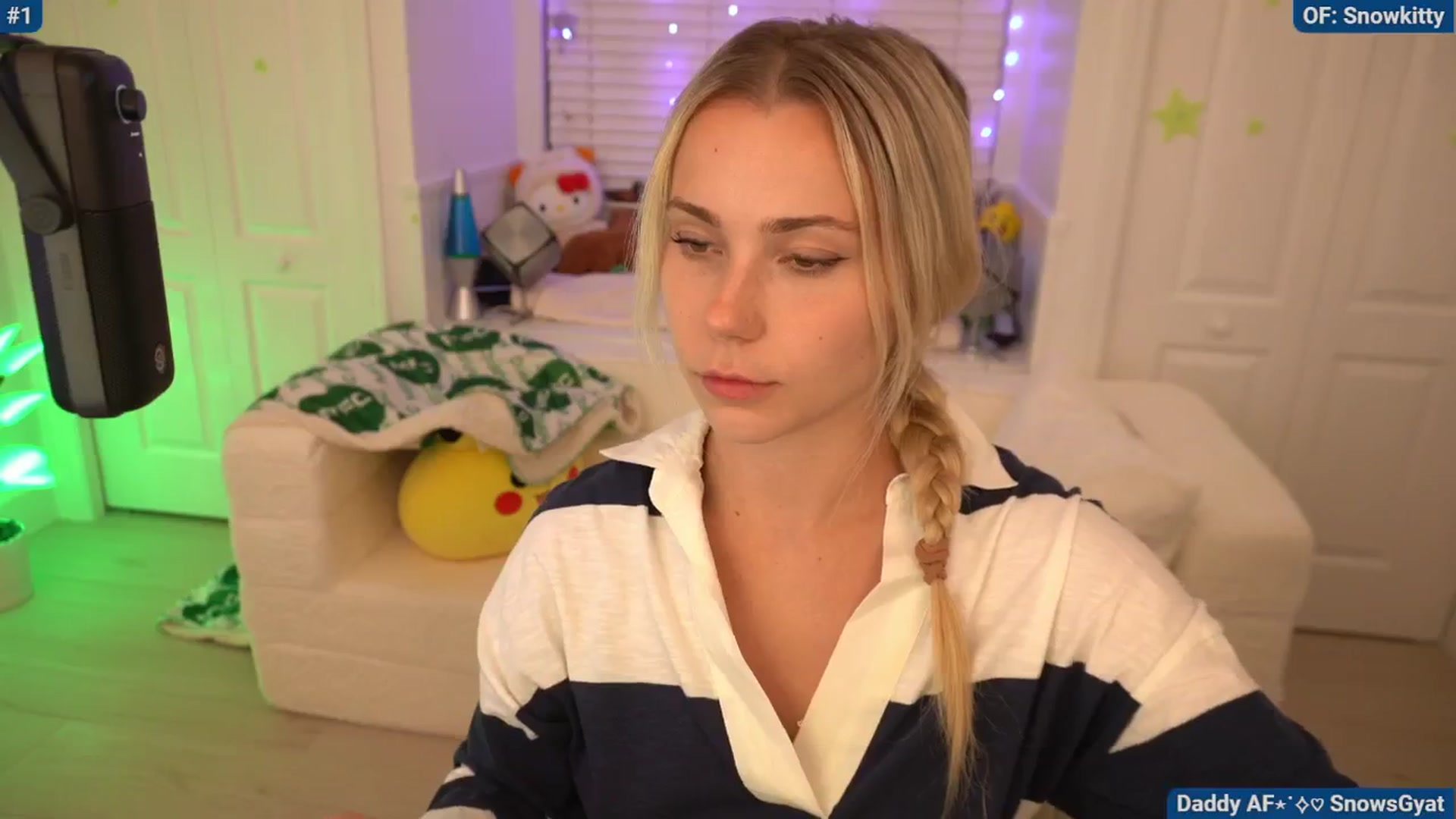 Gallery image thumbnail from Snowkitty's myfreecams stream on, 06/11/2024, 02:04 image 2 of 20
