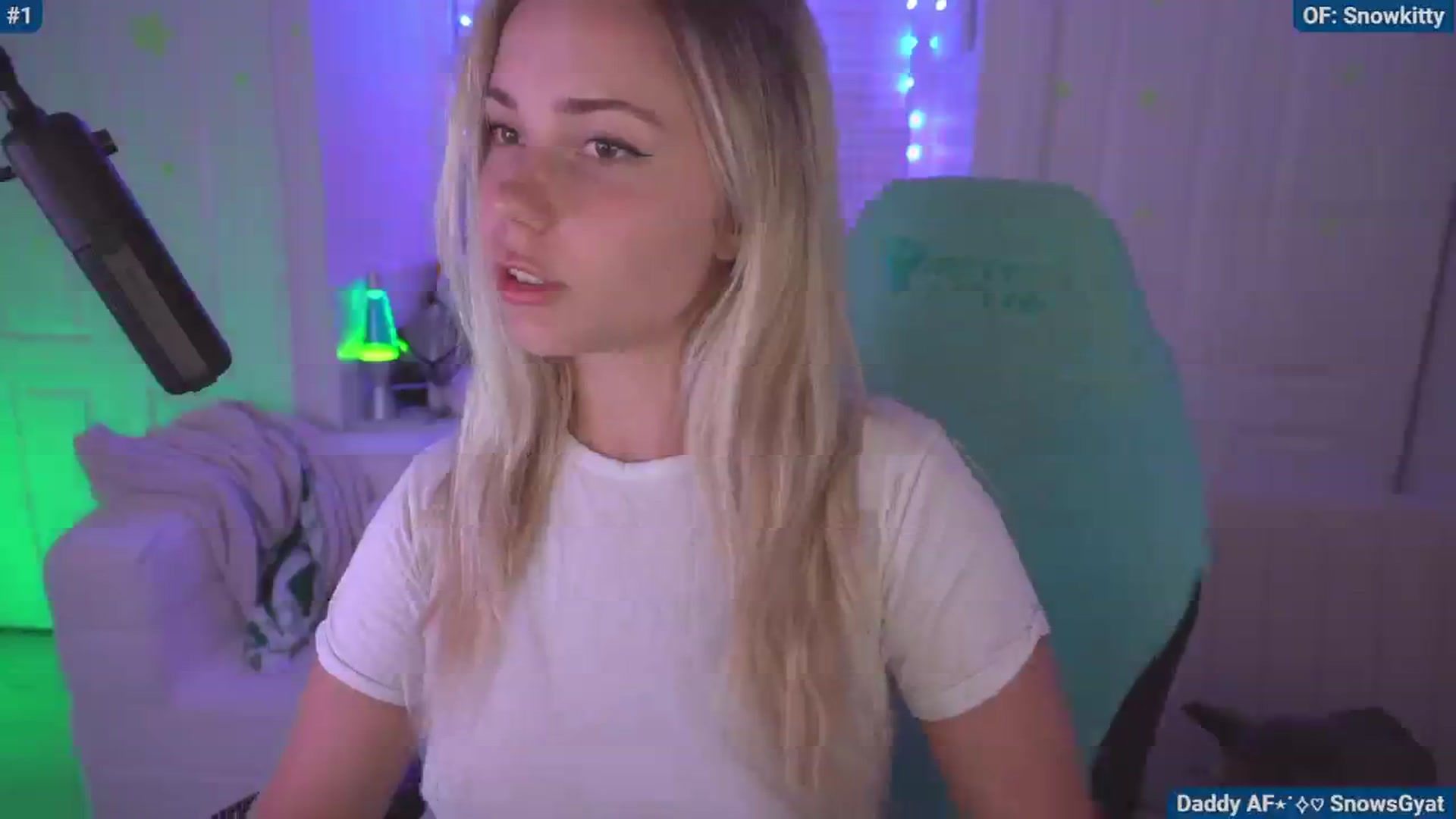 Gallery image thumbnail from Snowkitty's myfreecams stream on, 06/13/2024, 02:17 image 11 of 20