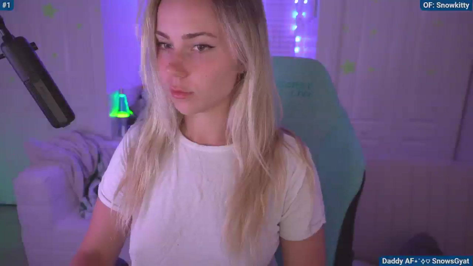 Gallery image thumbnail from Snowkitty's myfreecams stream on, 06/13/2024, 02:17 image 10 of 20