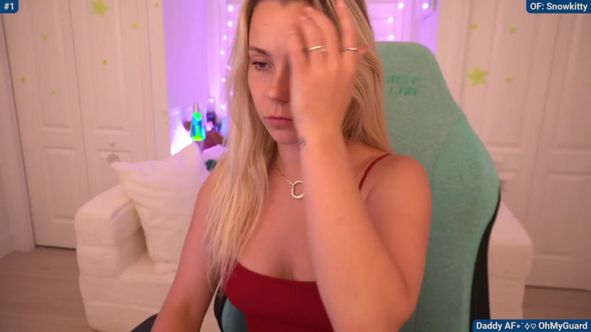 Gallery image thumbnail from Snowkitty's myfreecams stream on, 06/17/2024, 03:44 image 15 of 20