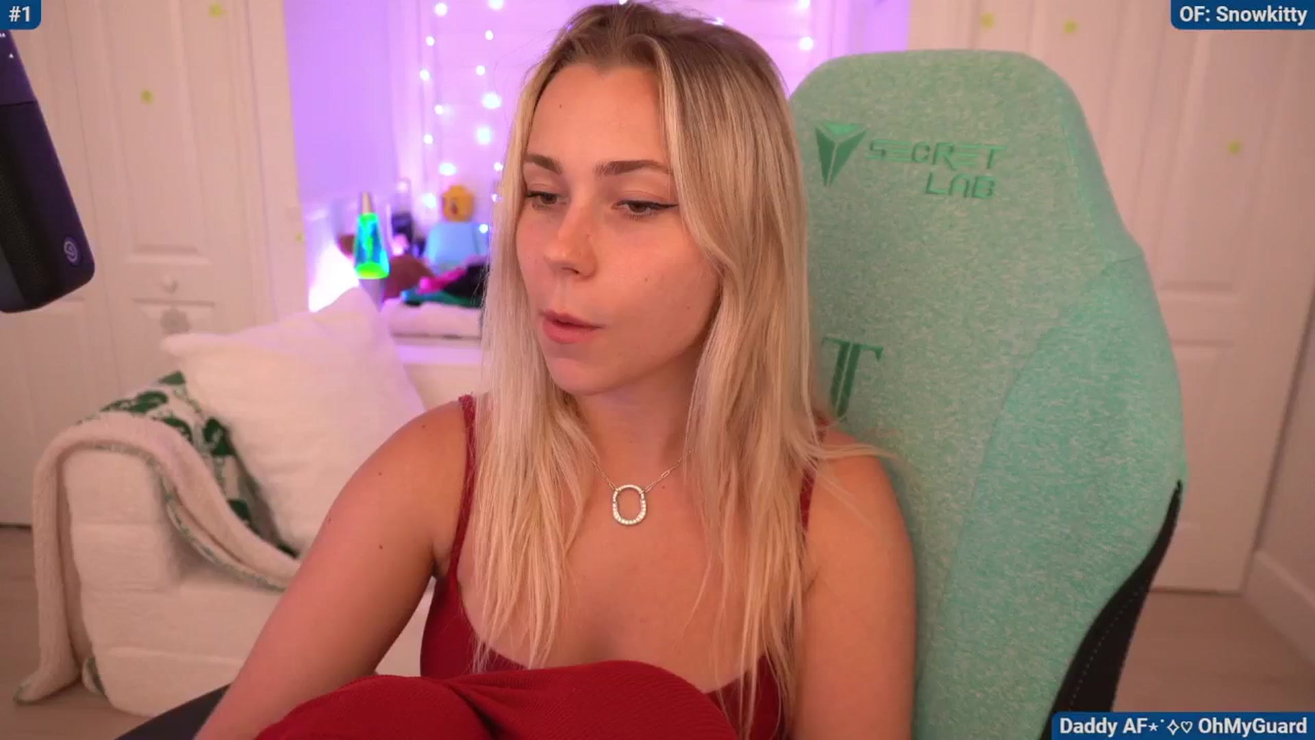 Gallery image thumbnail from Snowkitty's myfreecams stream on, 06/17/2024, 03:44 image 8 of 20