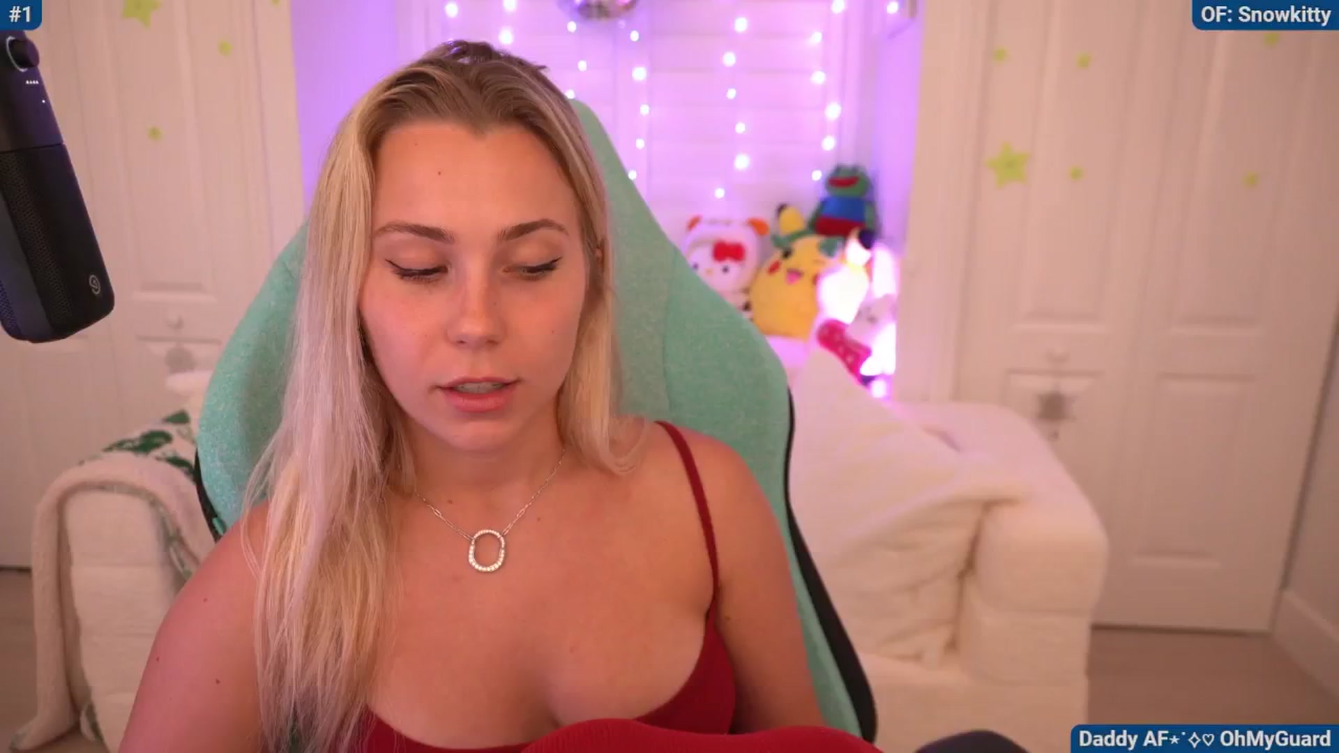 Gallery image thumbnail from Snowkitty's myfreecams stream on, 06/17/2024, 03:44 image 4 of 20