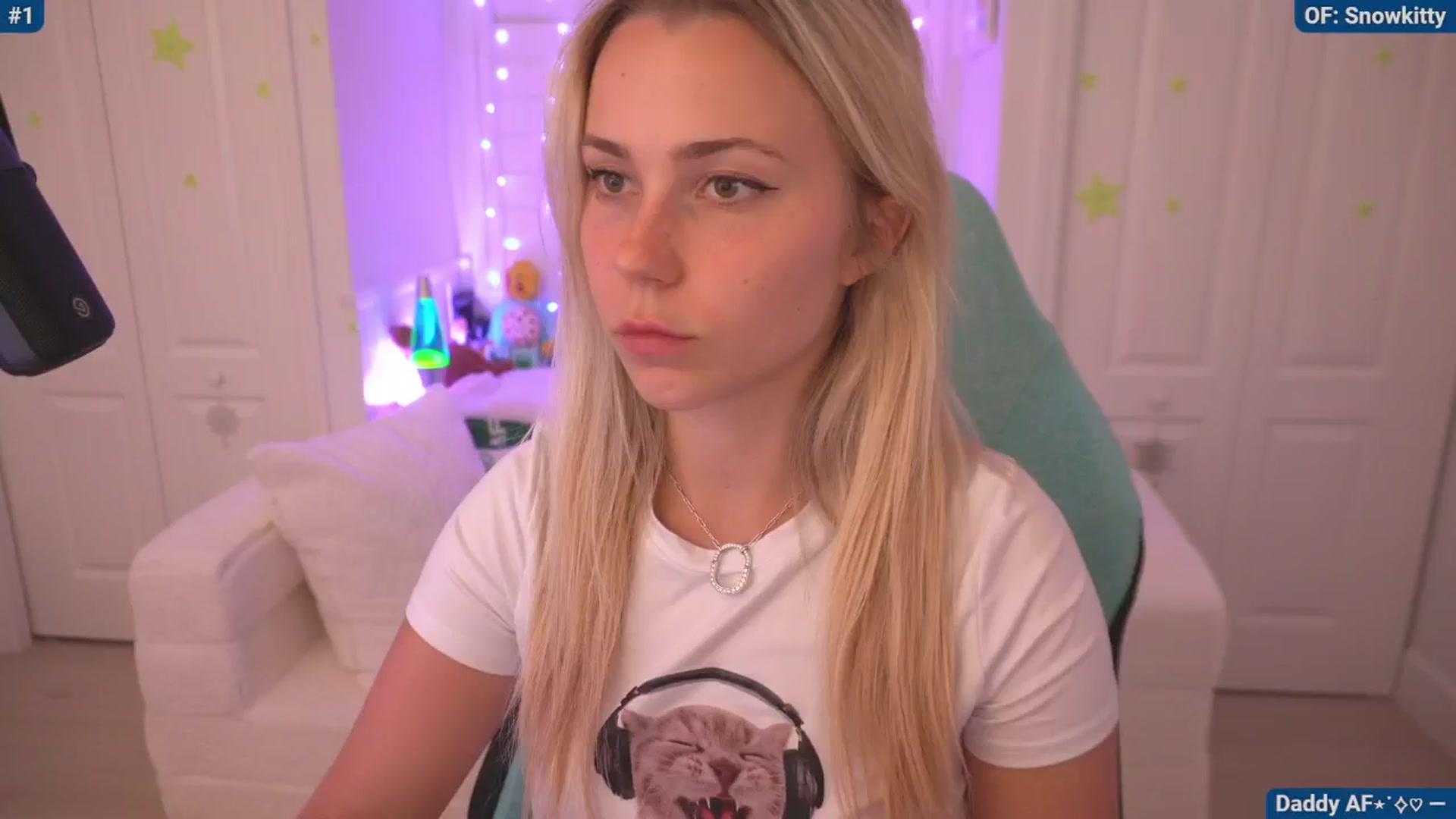 Gallery image thumbnail from Snowkitty's myfreecams stream on, 06/18/2024, 03:02 image 3 of 20